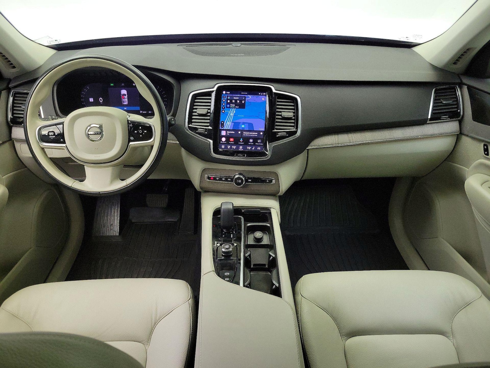 2023 Volvo XC90 Plus - Photo 10
