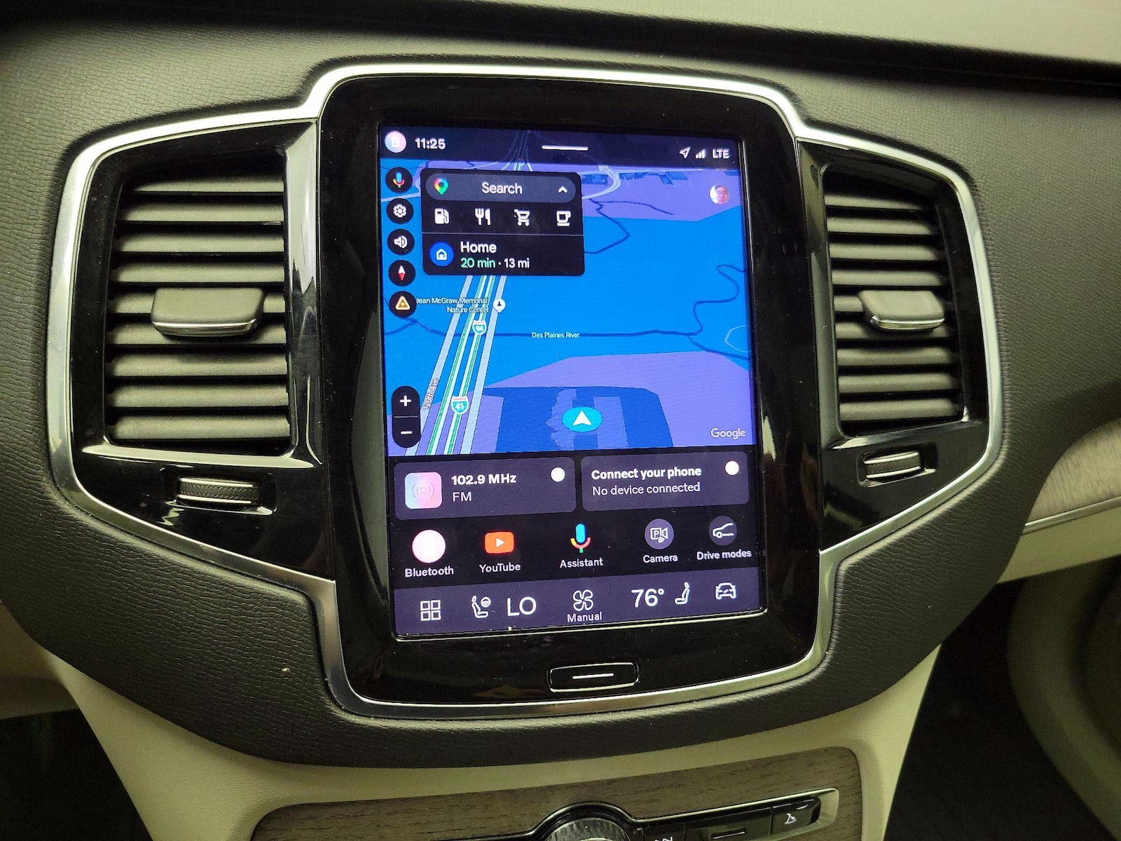 2023 Volvo XC90 Plus - Photo 15
