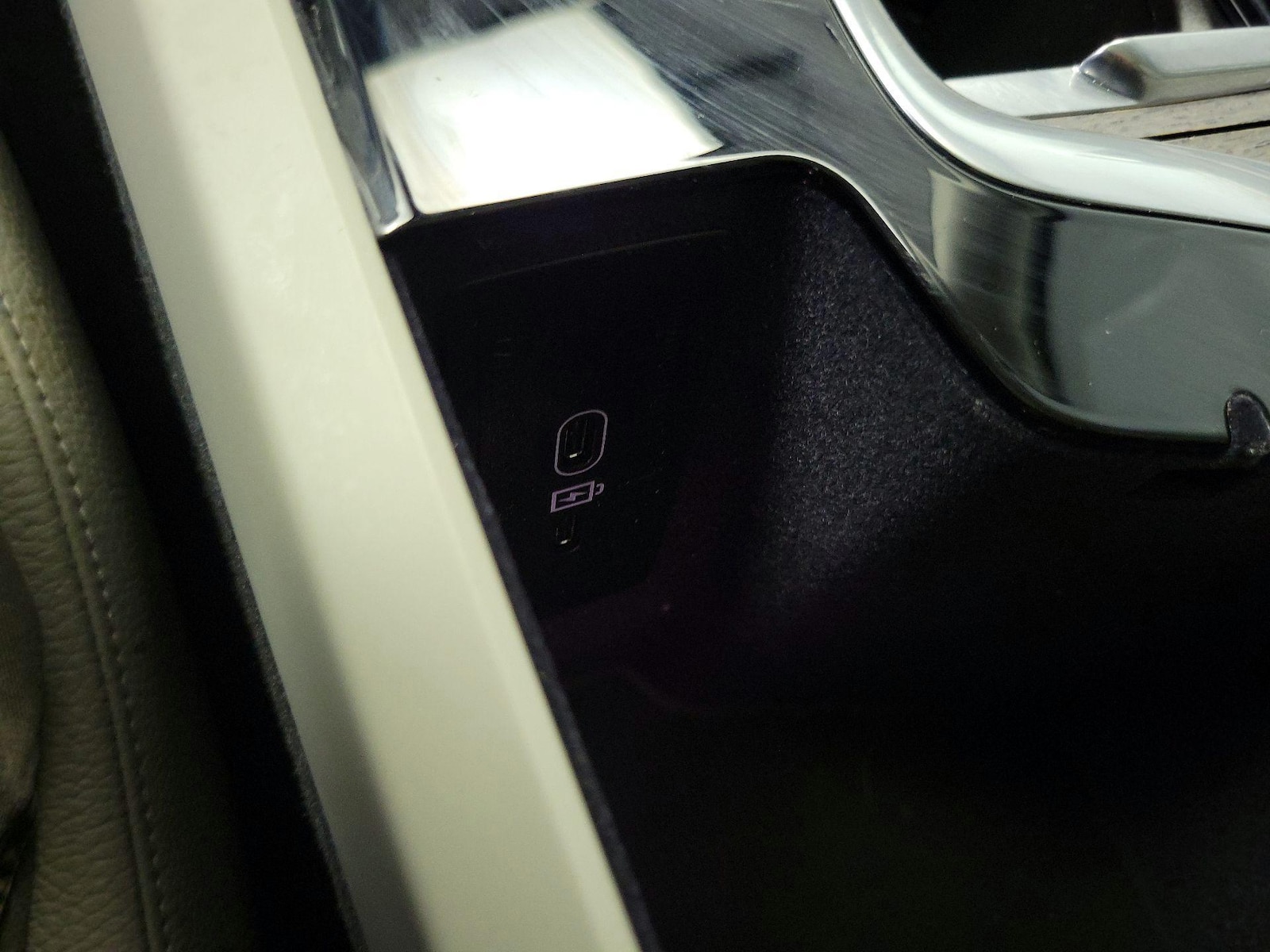 2023 Volvo XC90 Plus - Photo 20