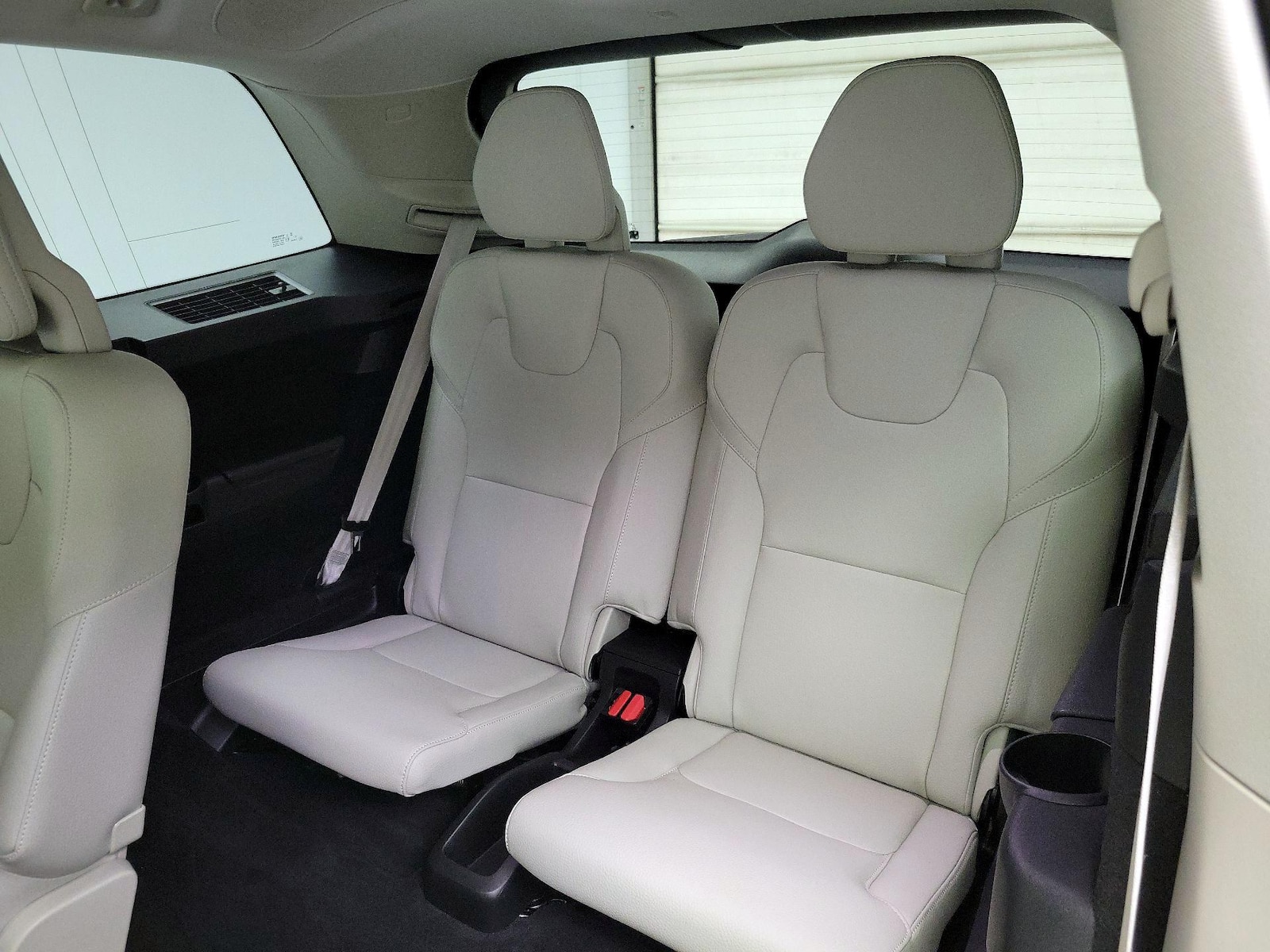 2023 Volvo XC90 Plus - Photo 22