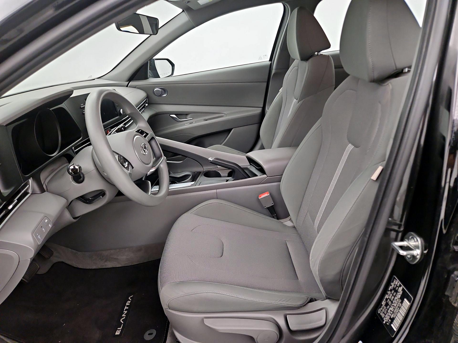 Thumbnail: 2023 Hyundai Elantra - 11