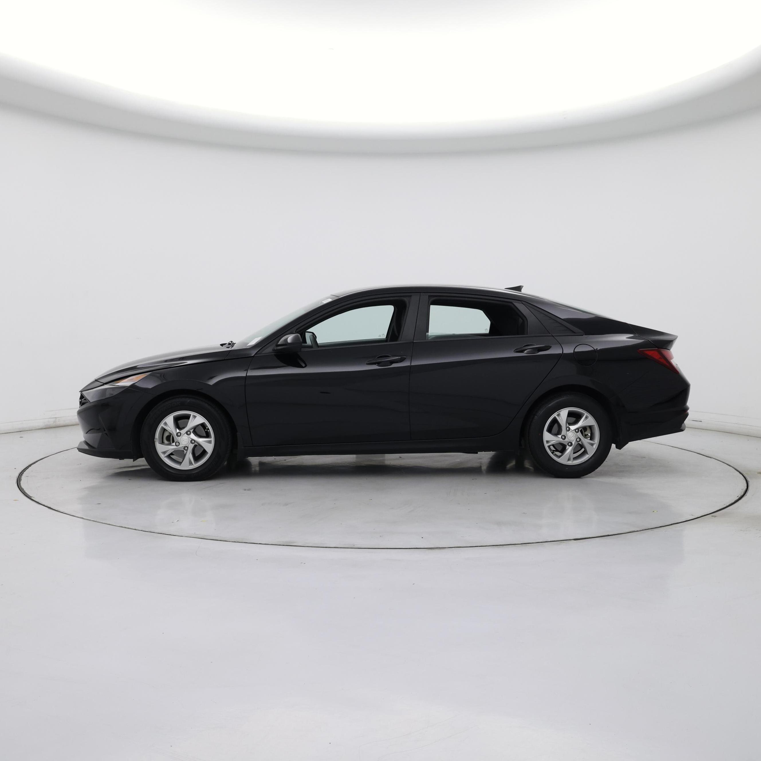 Thumbnail: 2023 Hyundai Elantra - 3