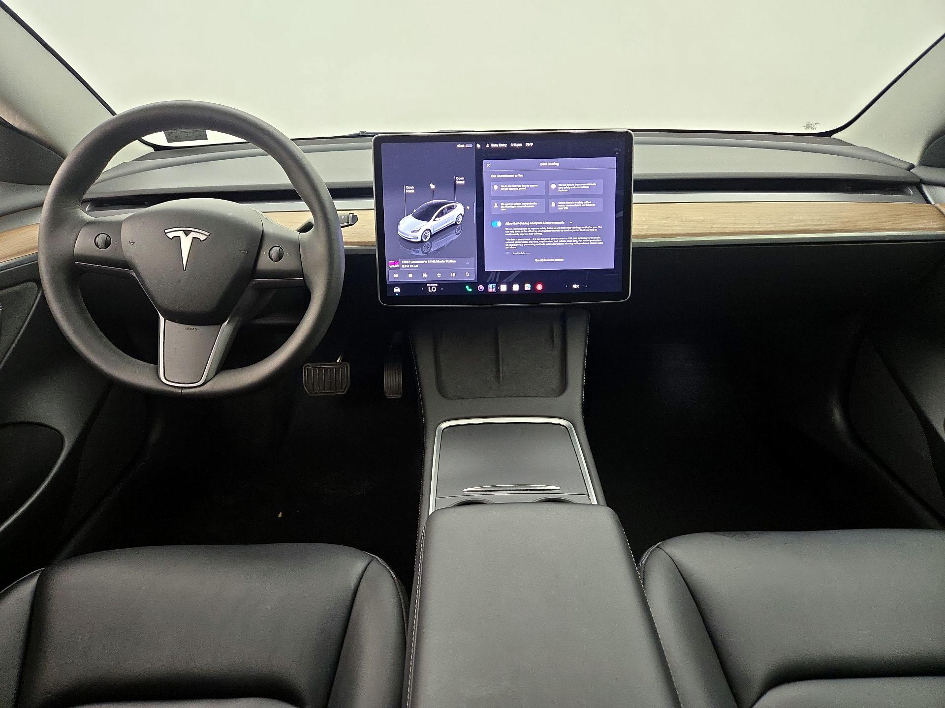 Thumbnail: 2022 Tesla Model 3 - 9