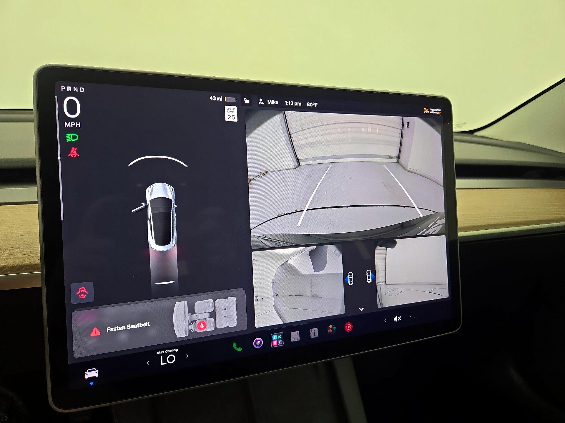 Thumbnail: 2022 Tesla Model 3 - 14