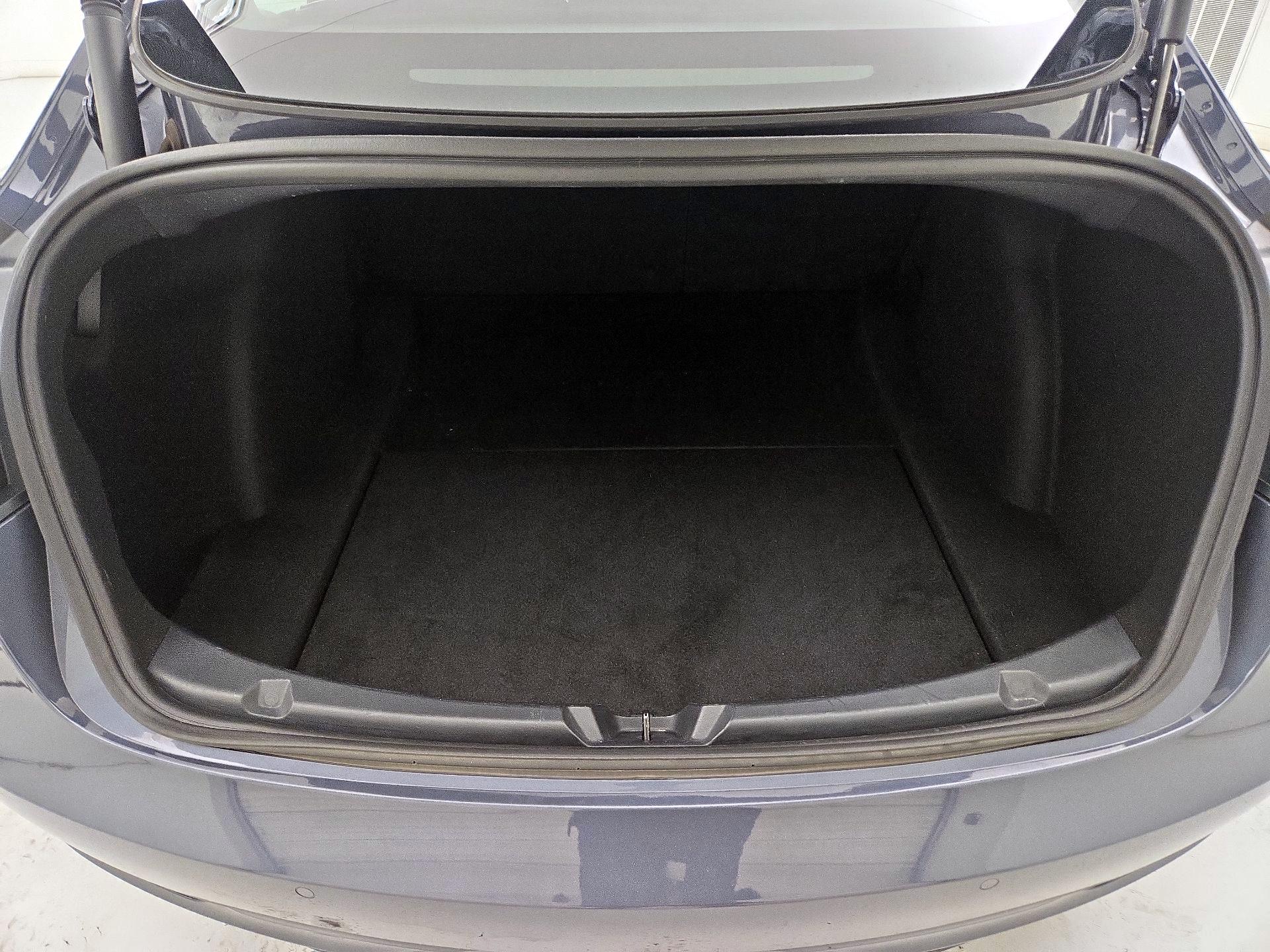 Thumbnail: 2022 Tesla Model 3 - 19