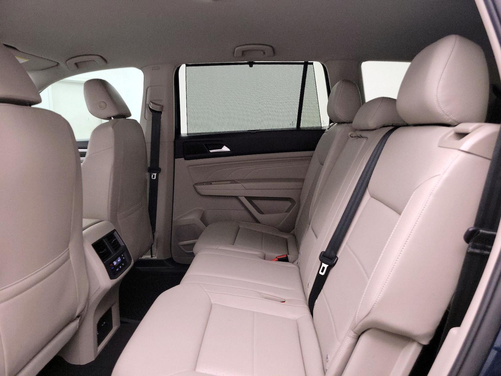 2021 Volkswagen Atlas SE w/Tech - Photo 20