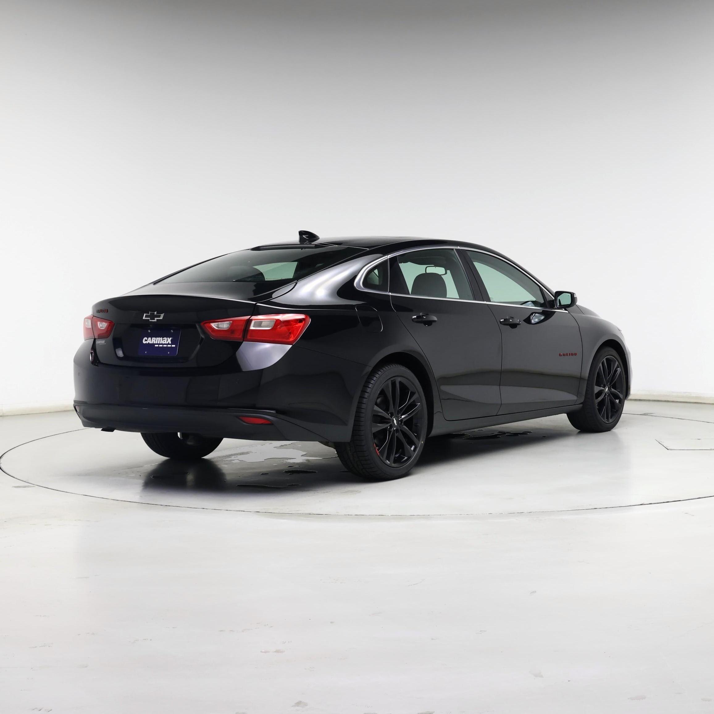 Thumbnail: 2018 Chevrolet Malibu - 8