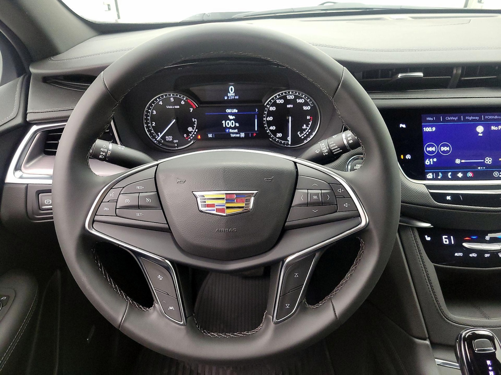 2026 Cadillac XT5 Luxury - Photo 11
