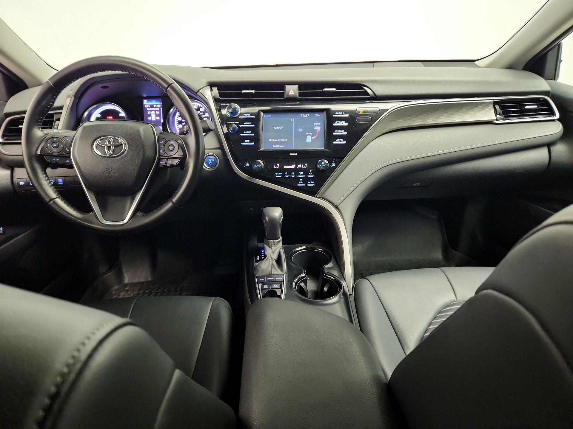 Thumbnail: 2020 Toyota Camry - 9