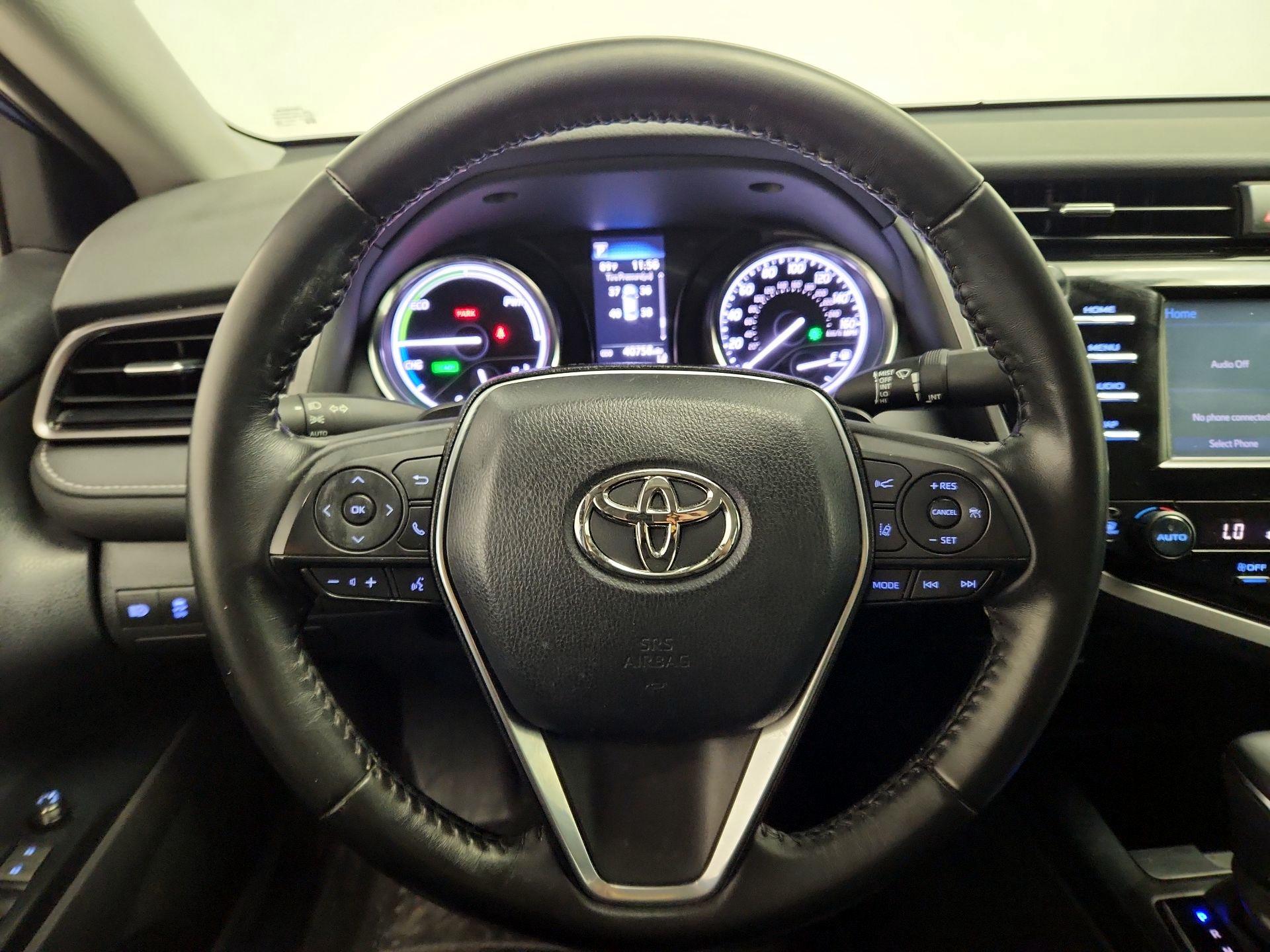 Thumbnail: 2020 Toyota Camry - 10