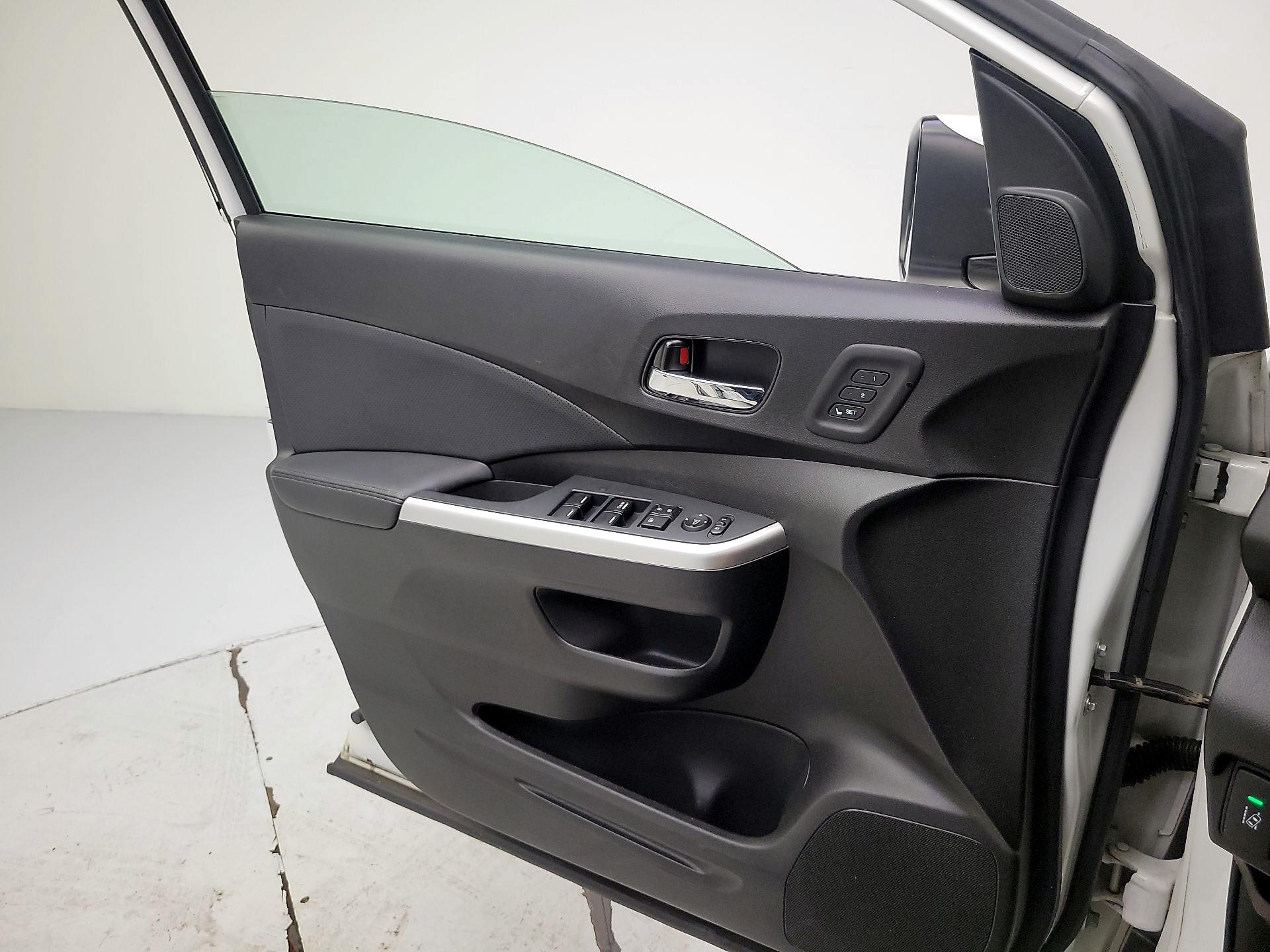 Thumbnail: 2016 Honda CR-V - 12