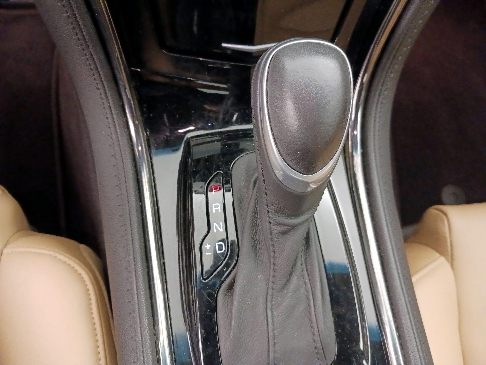 Thumbnail: 2014 Cadillac ATS - 17