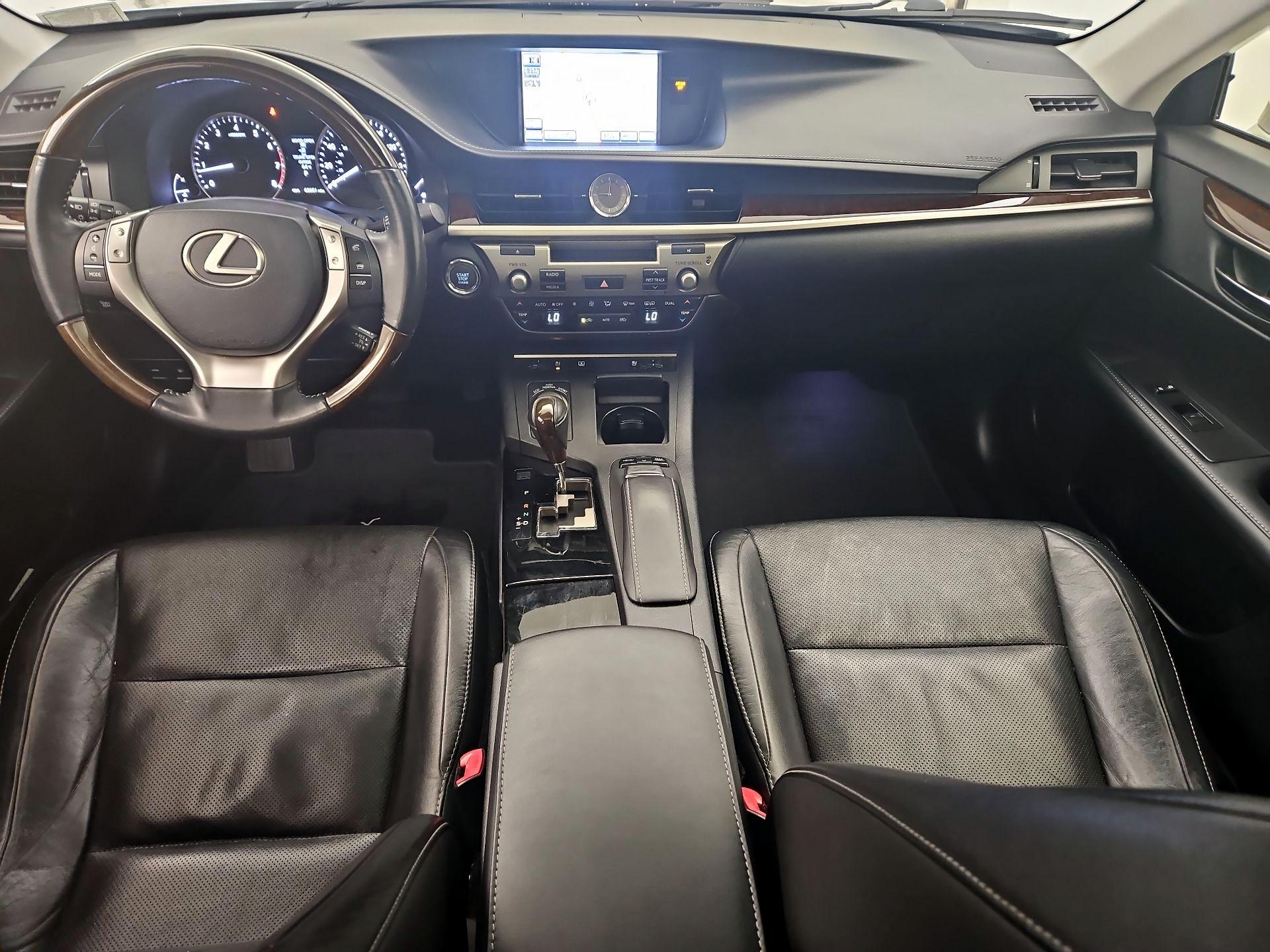 Thumbnail: 2014 Lexus ES - 9