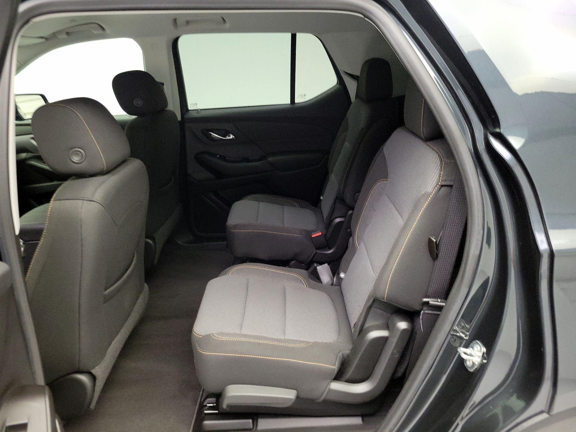 Thumbnail: 2019 Chevrolet Traverse - 19