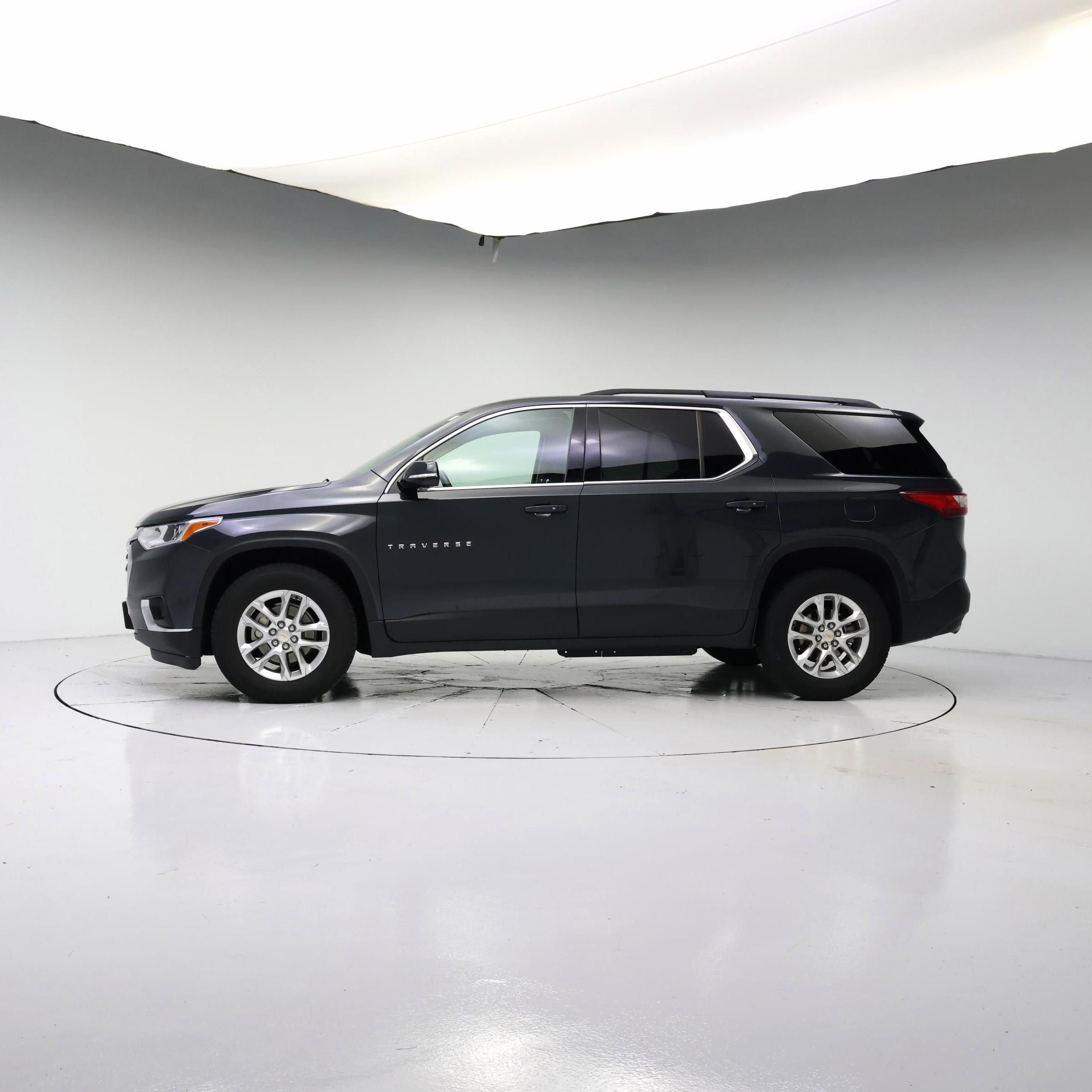 Thumbnail: 2019 Chevrolet Traverse - 3