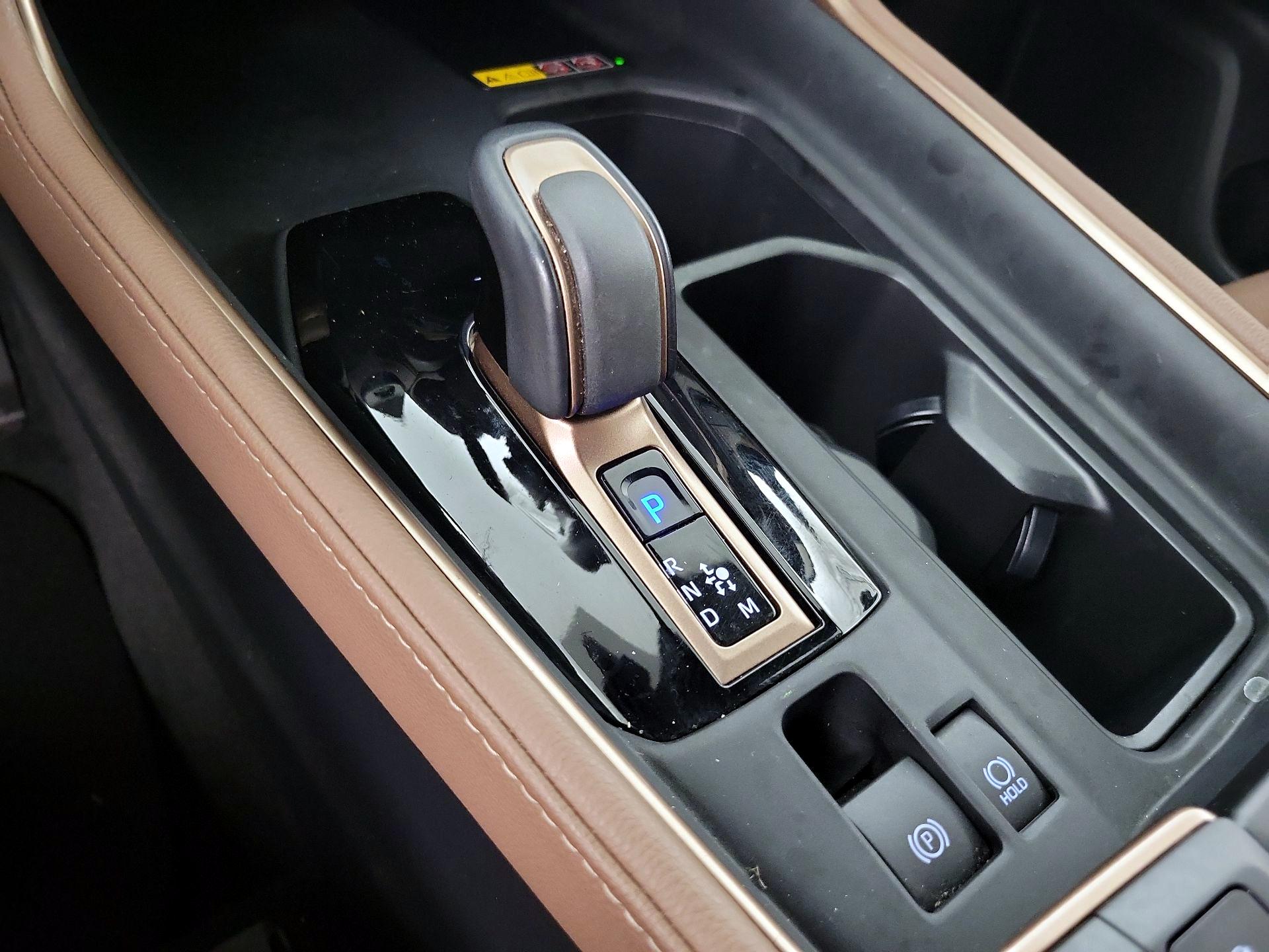 Thumbnail: 2024 Toyota Highlander - 18