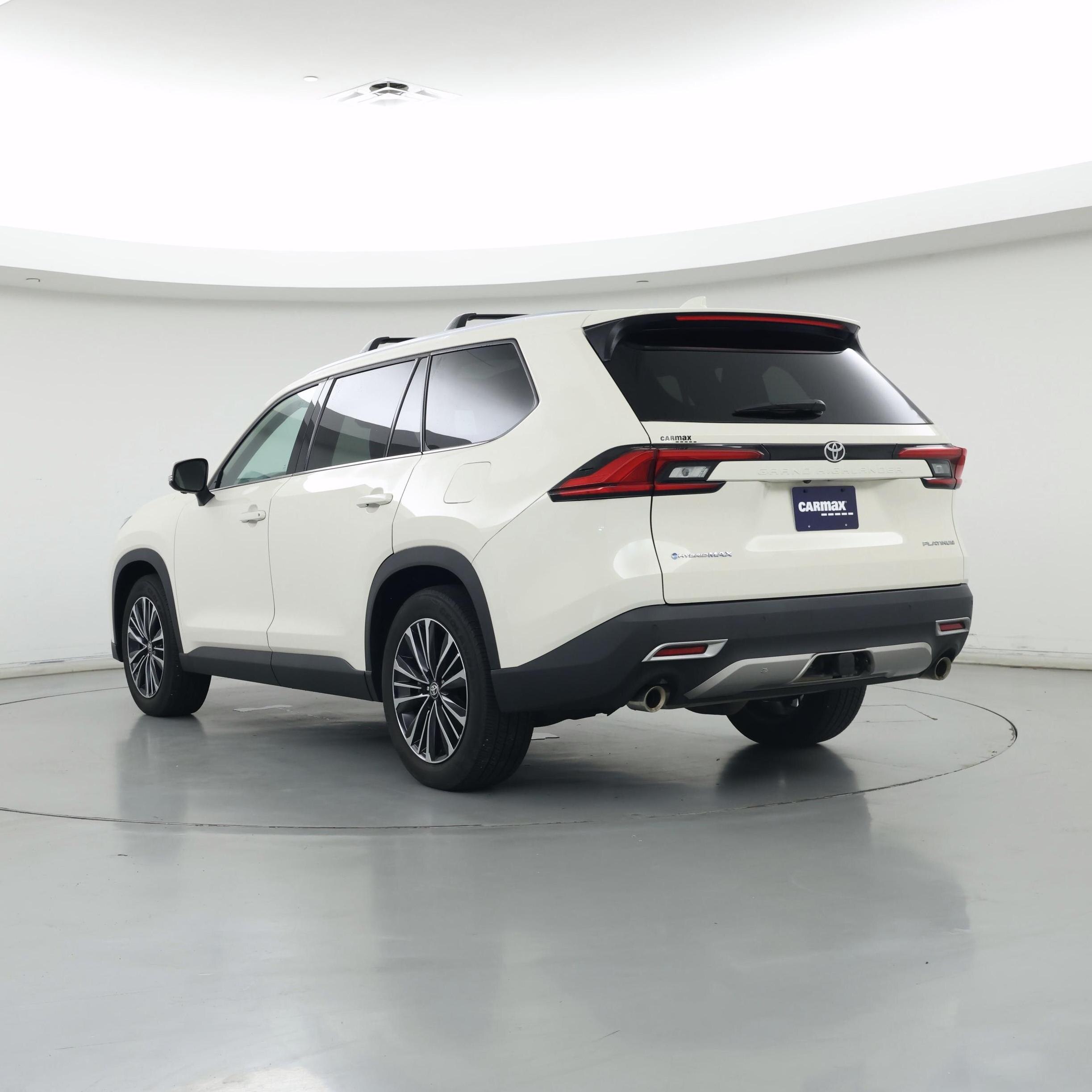 Thumbnail: 2024 Toyota Highlander - 2