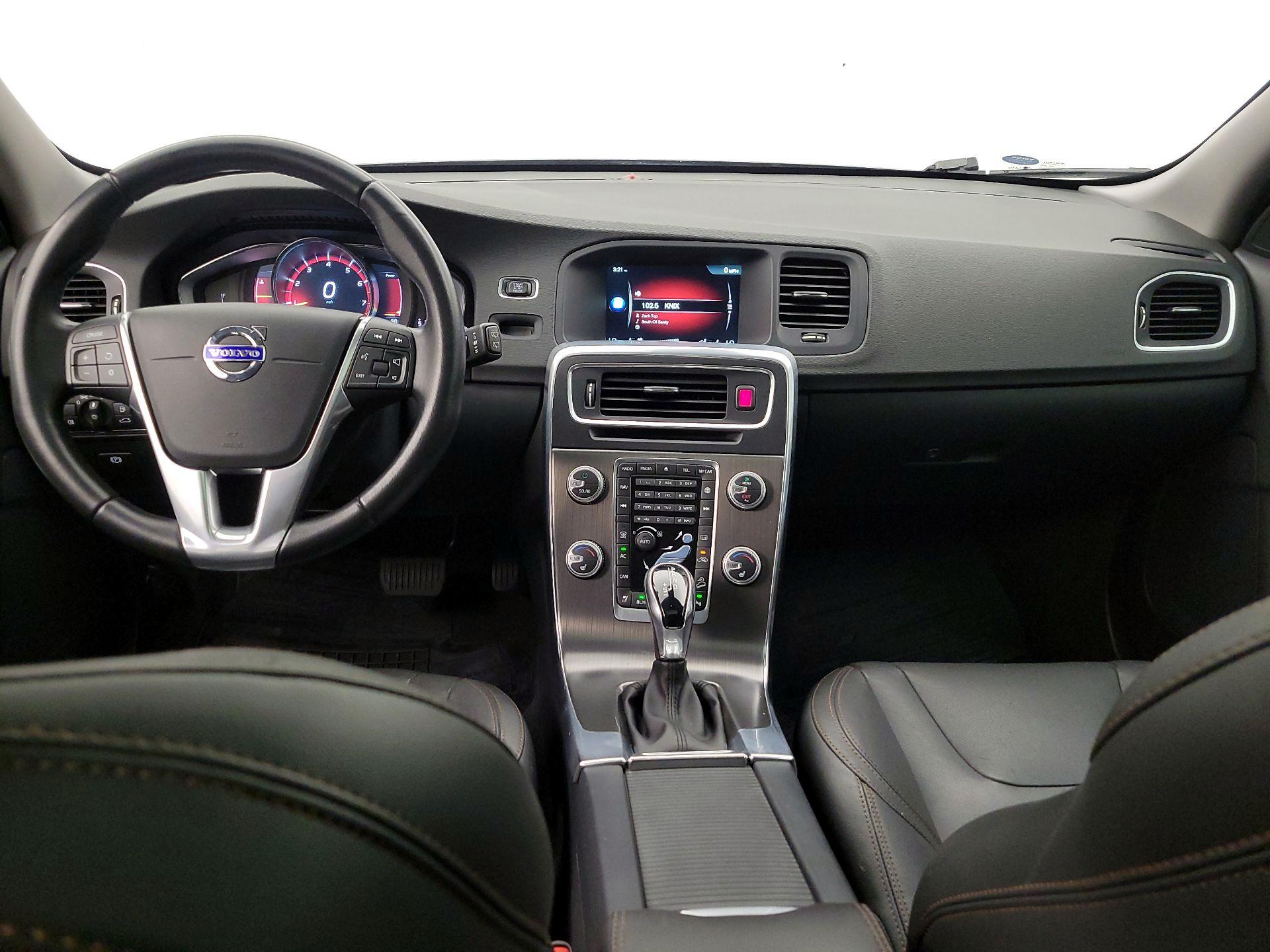 Thumbnail: 2016 Volvo S60 - 9