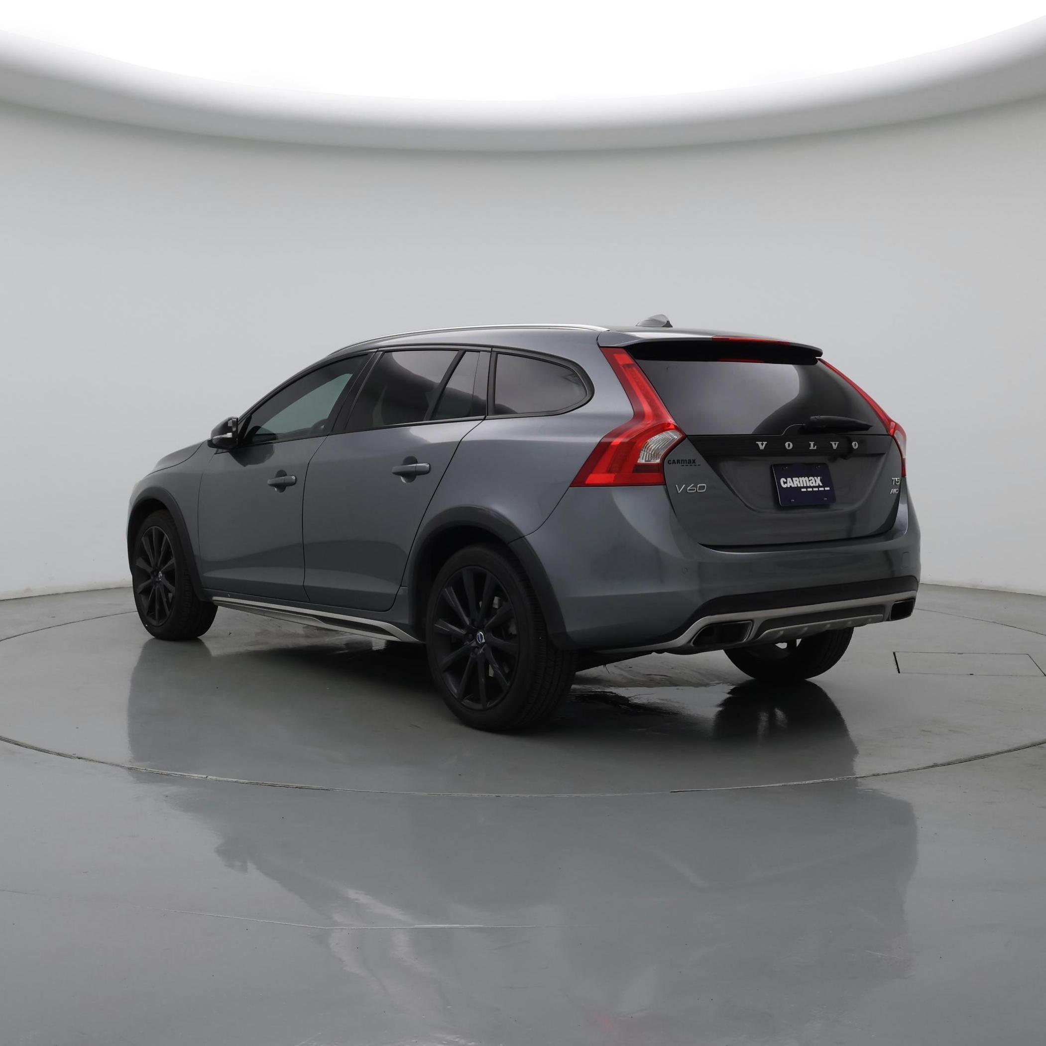 Thumbnail: 2016 Volvo S60 - 2