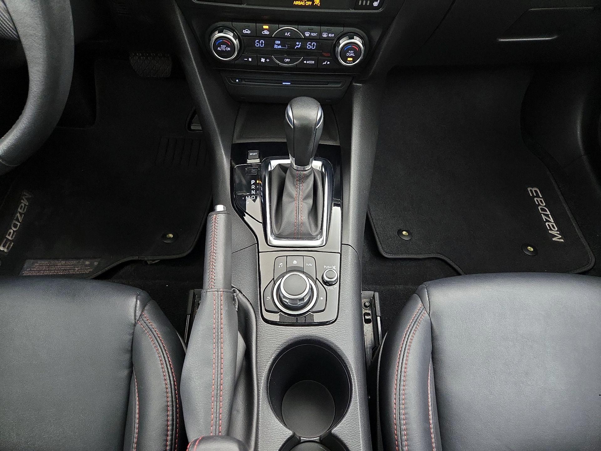 Thumbnail: 2016 Mazda Mazda3 - 18