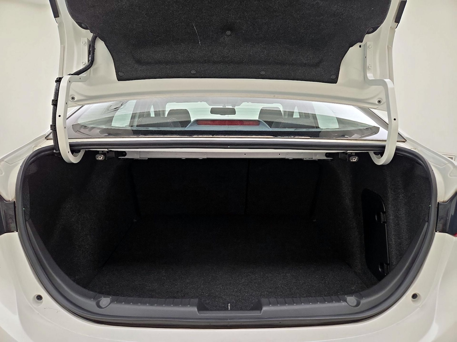 2016 Mazda MAZDA3 s Touring - Photo 23