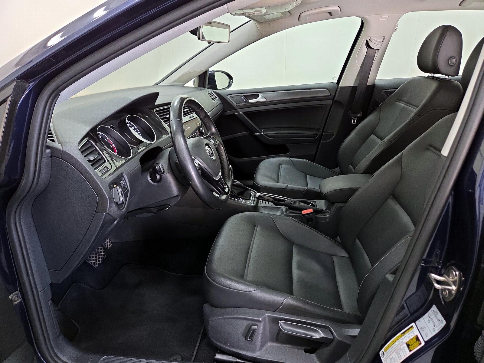 2018 Volkswagen Golf SE - Photo 12