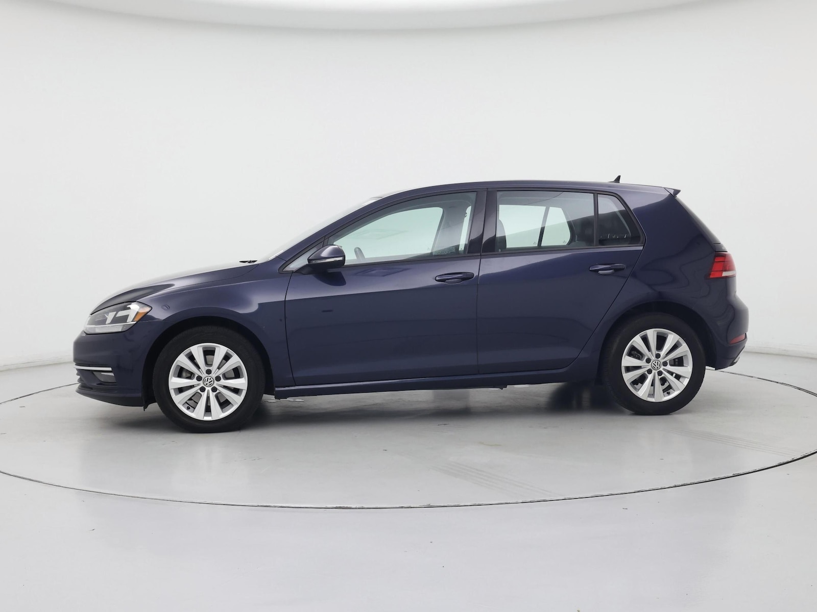 2018 Volkswagen Golf SE - Photo 4