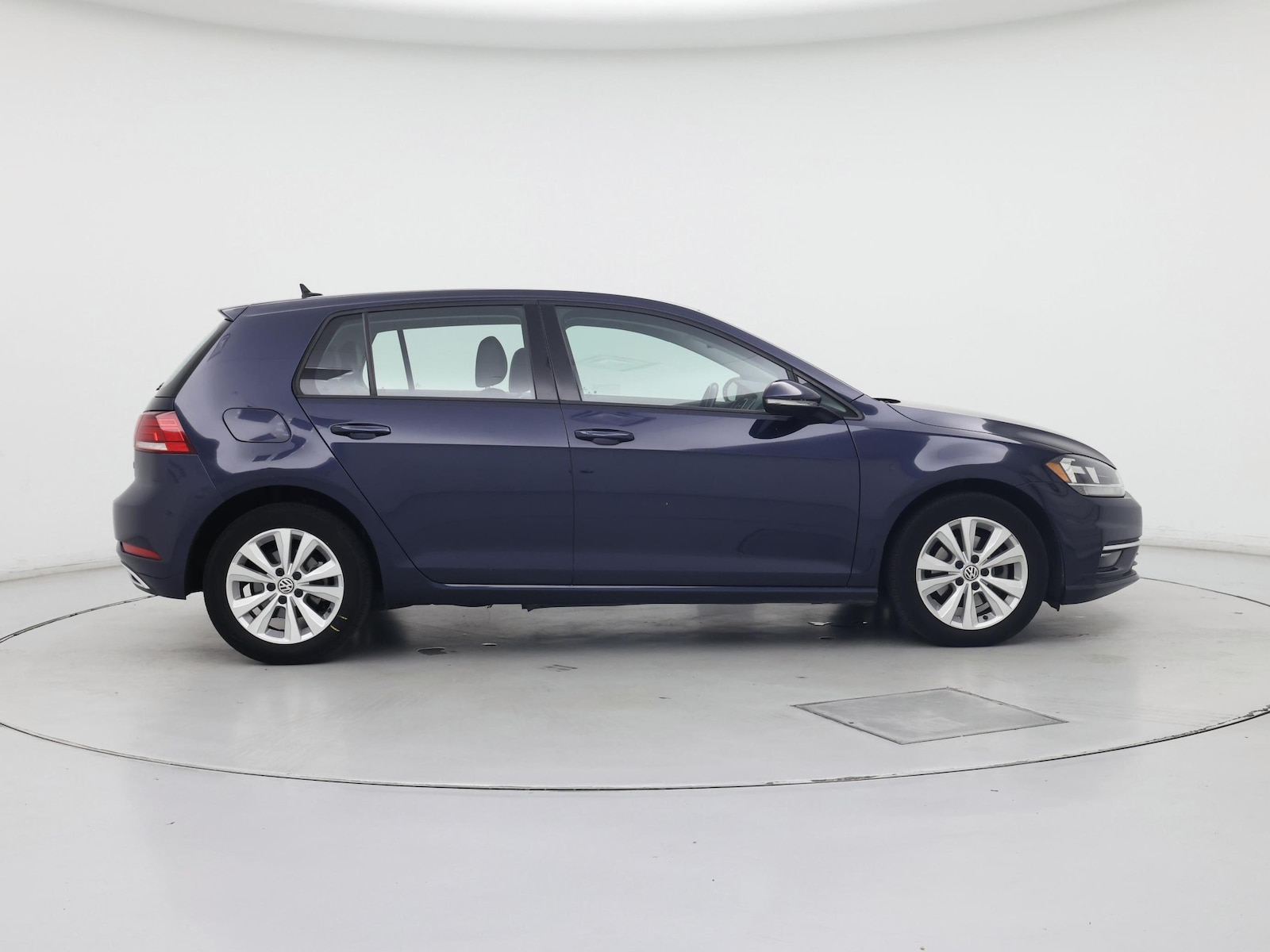 2018 Volkswagen Golf SE - Photo 8