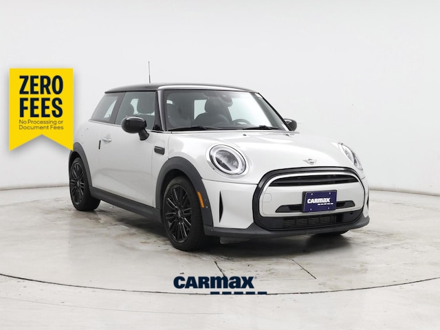 Silver 2022 MINI Cooper Hatchback Front-Wheel Drive Automatic