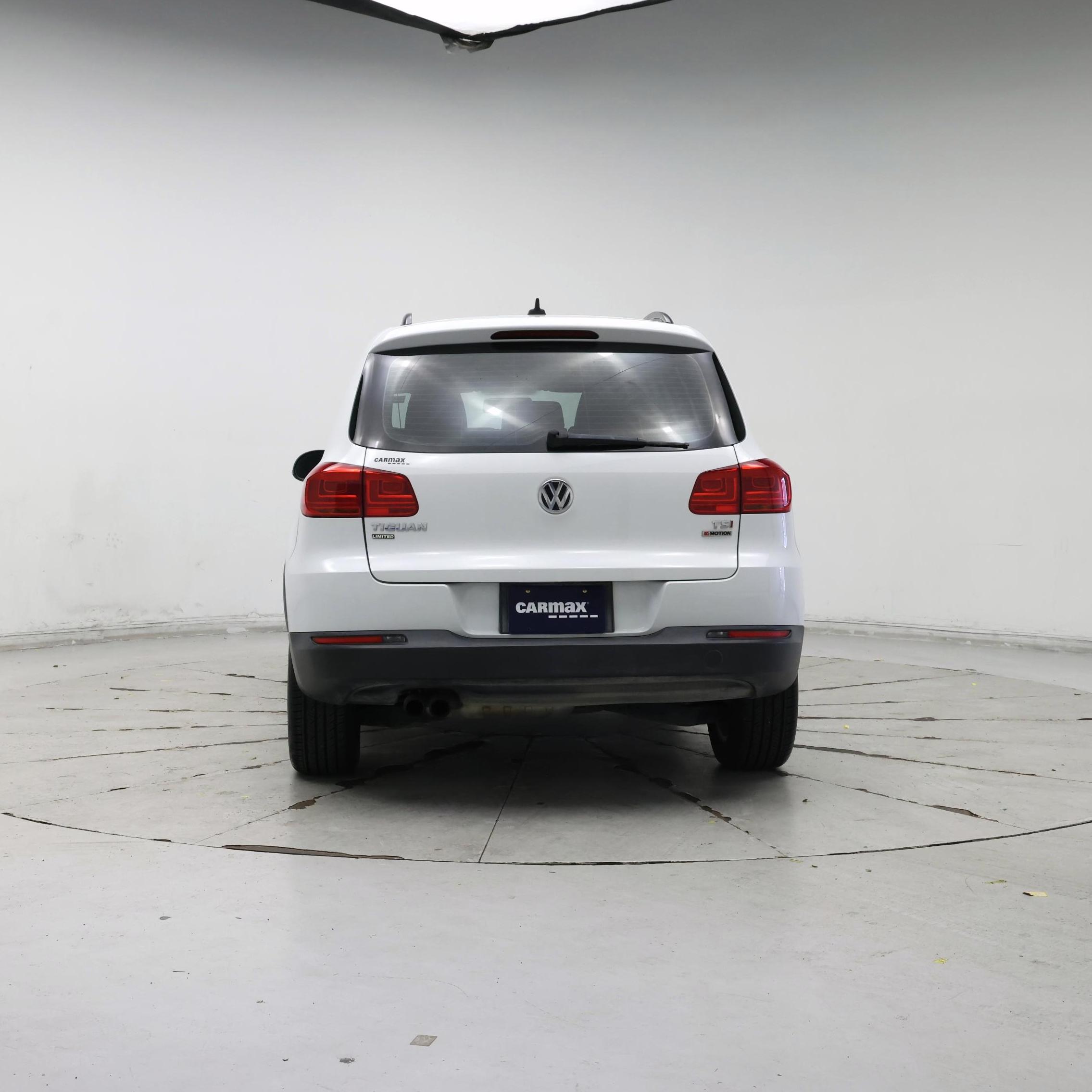Thumbnail: 2017 Volkswagen Tiguan - 6