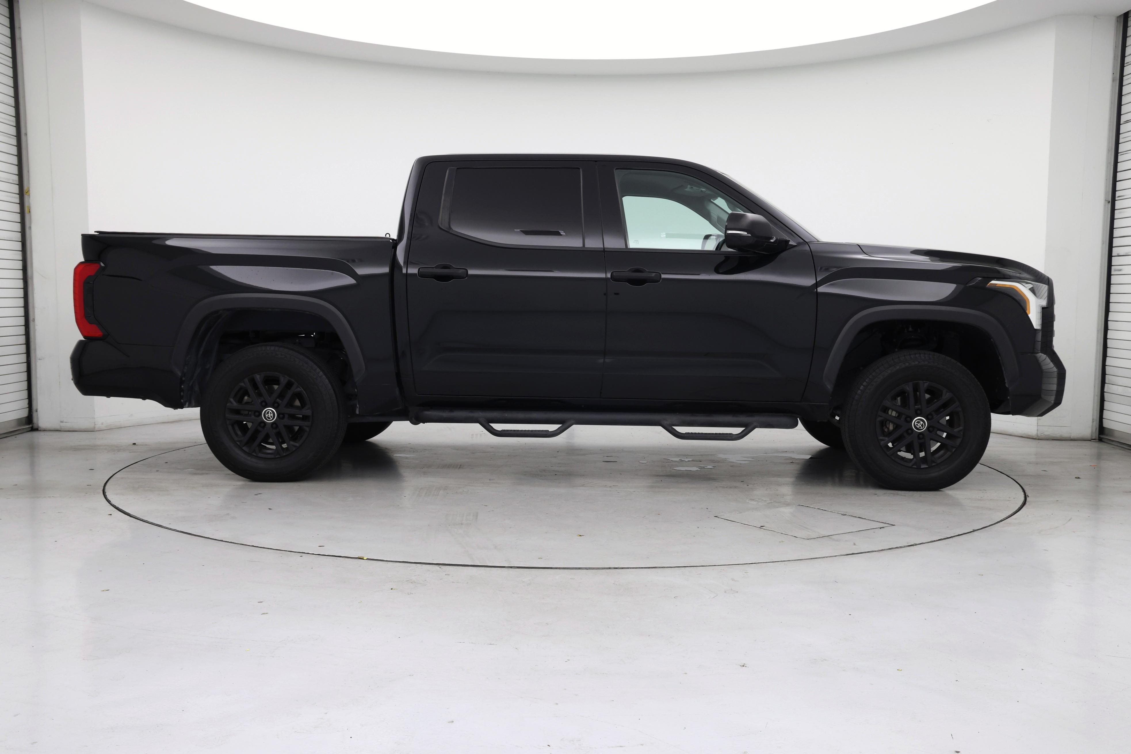 Thumbnail: 2023 Toyota Tundra - 7