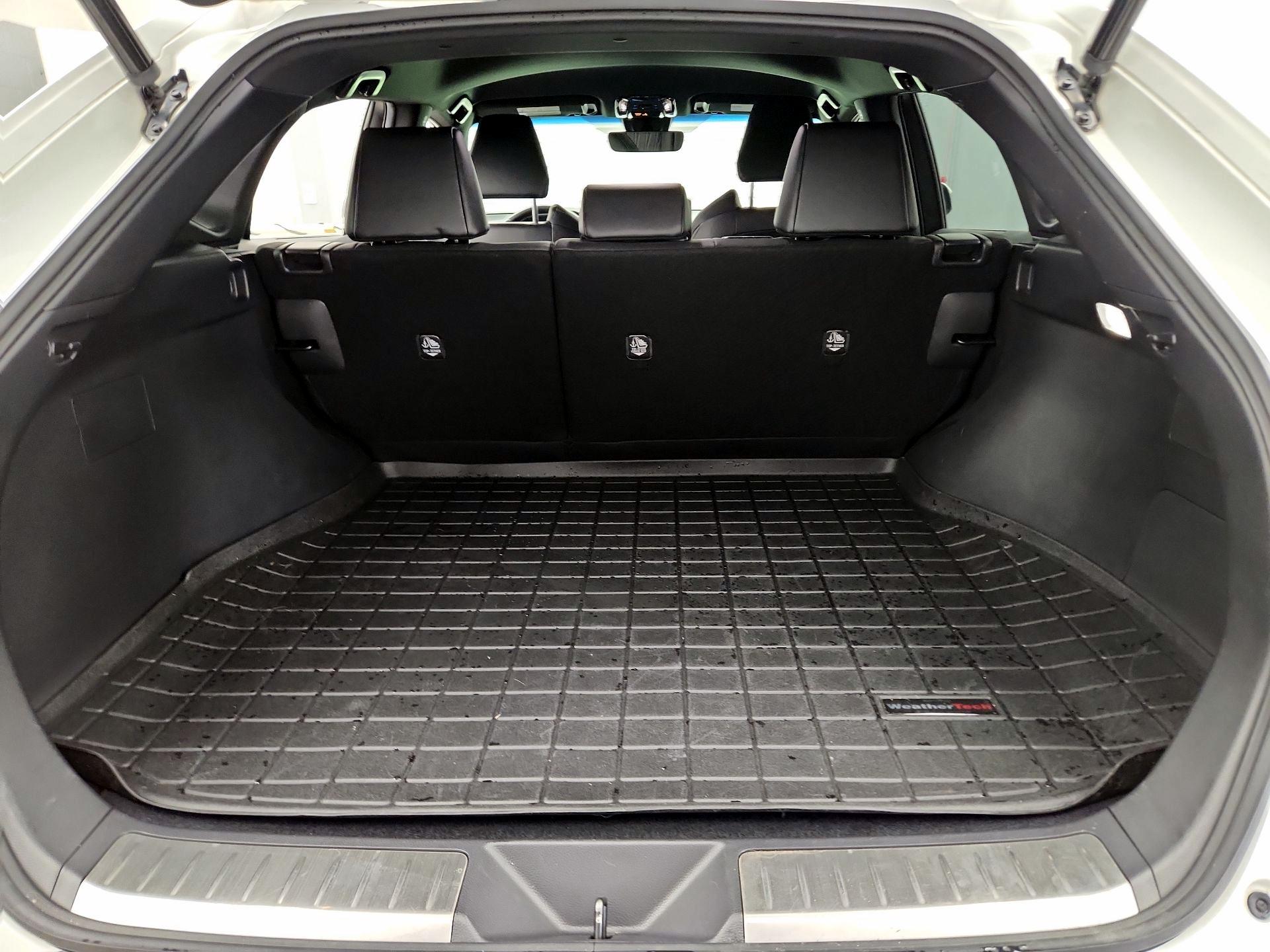 Thumbnail: 2021 Toyota Venza - 20
