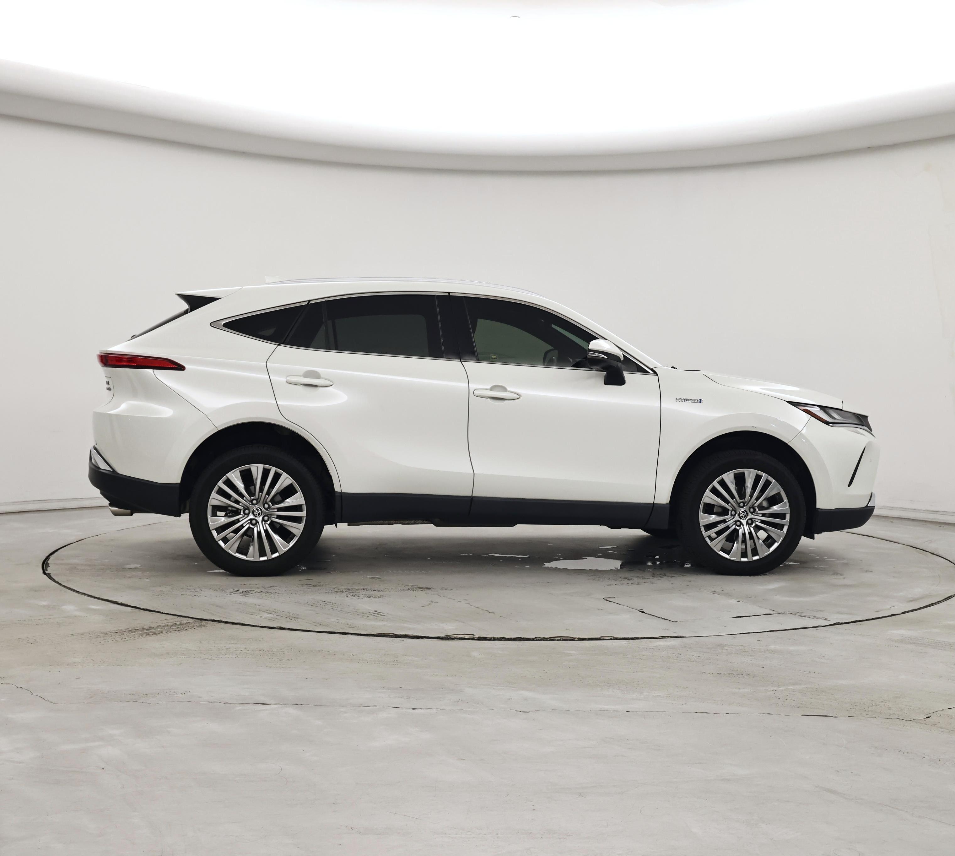 Thumbnail: 2021 Toyota Venza - 7