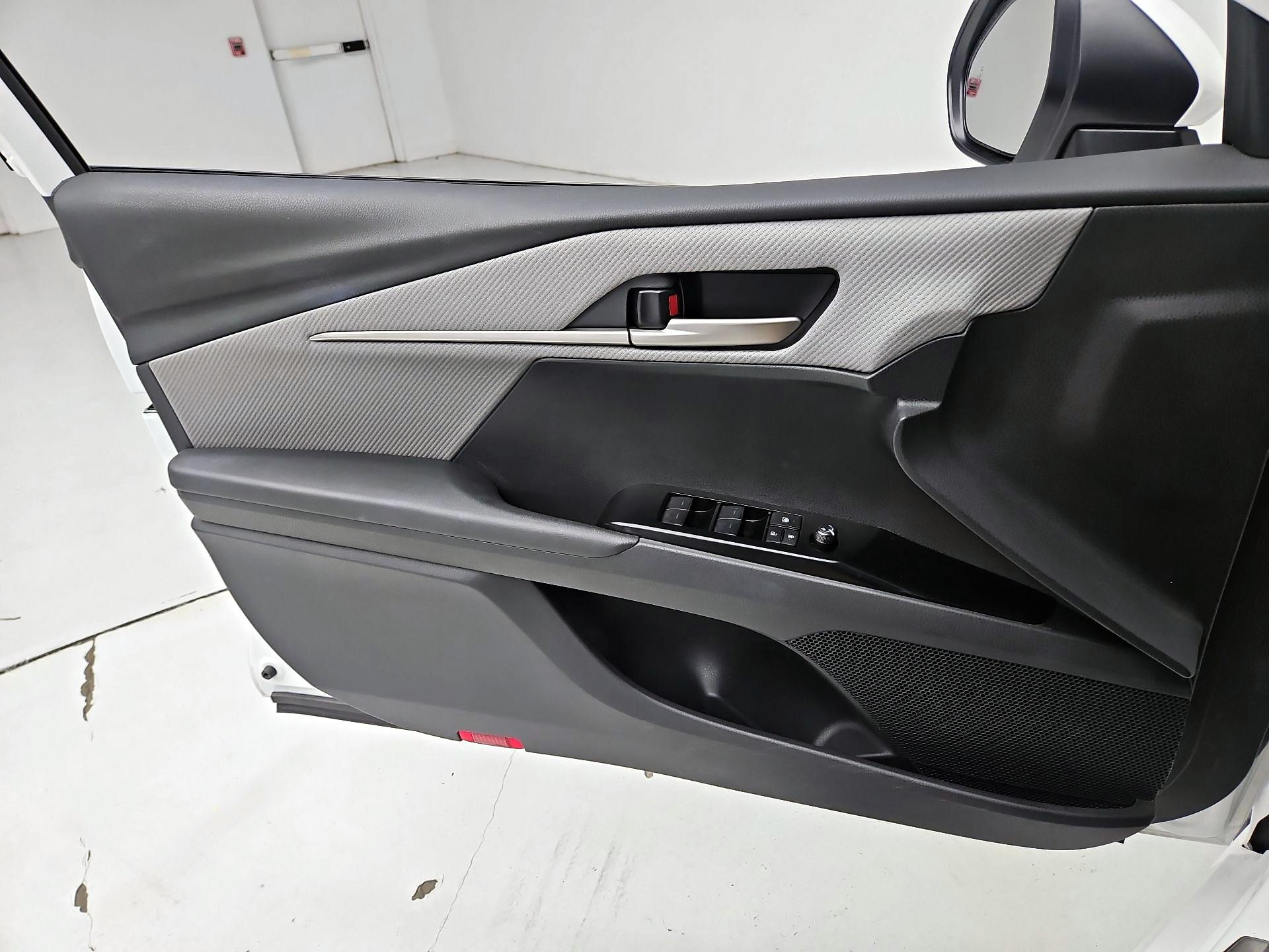 Thumbnail: 2026 Toyota Camry - 12
