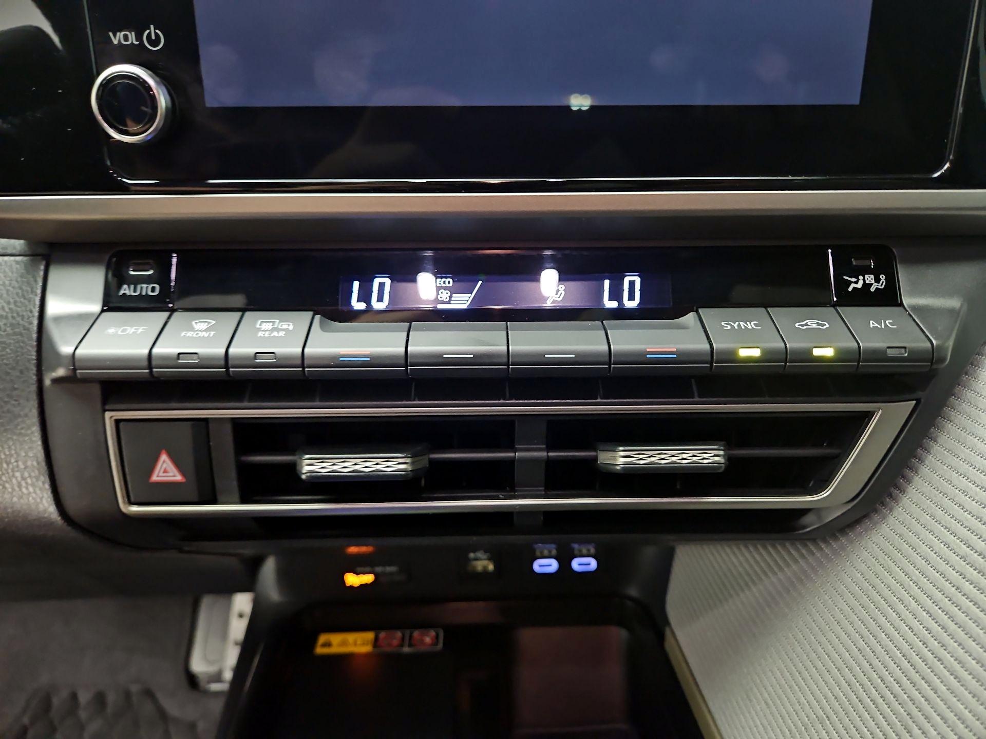 Thumbnail: 2026 Toyota Camry - 16