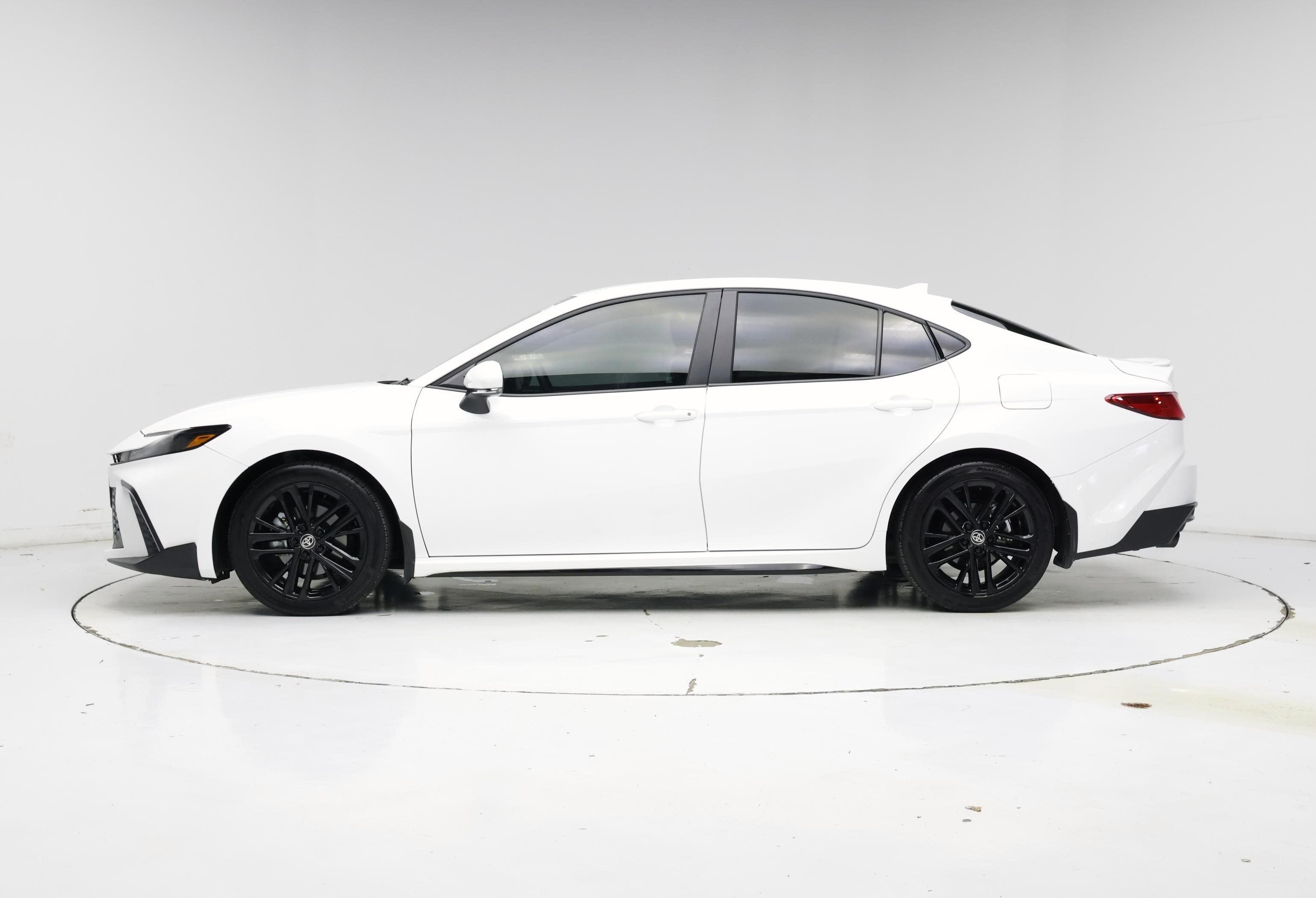 Thumbnail: 2026 Toyota Camry - 3