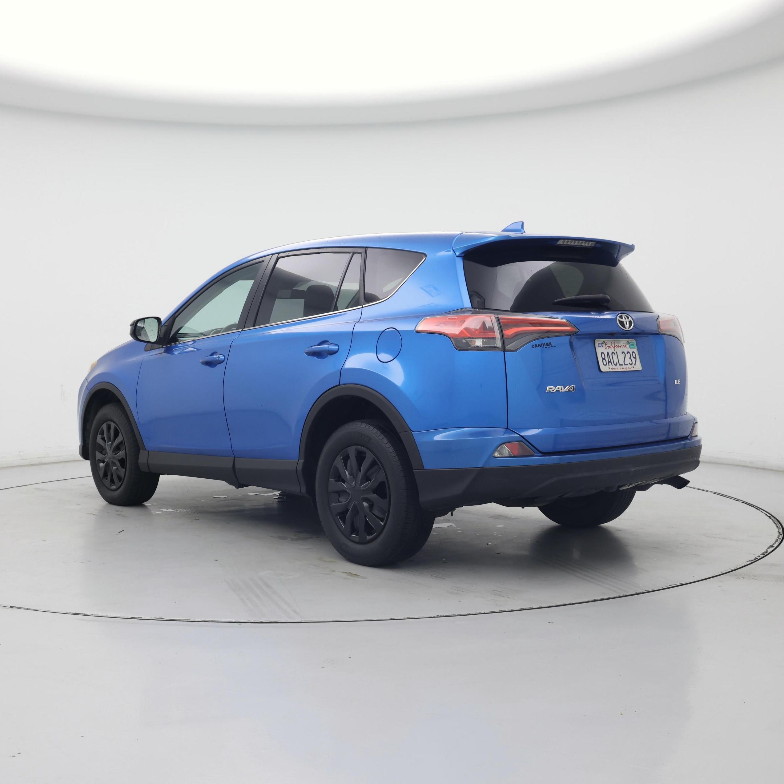 Thumbnail: 2017 Toyota RAV4 - 2