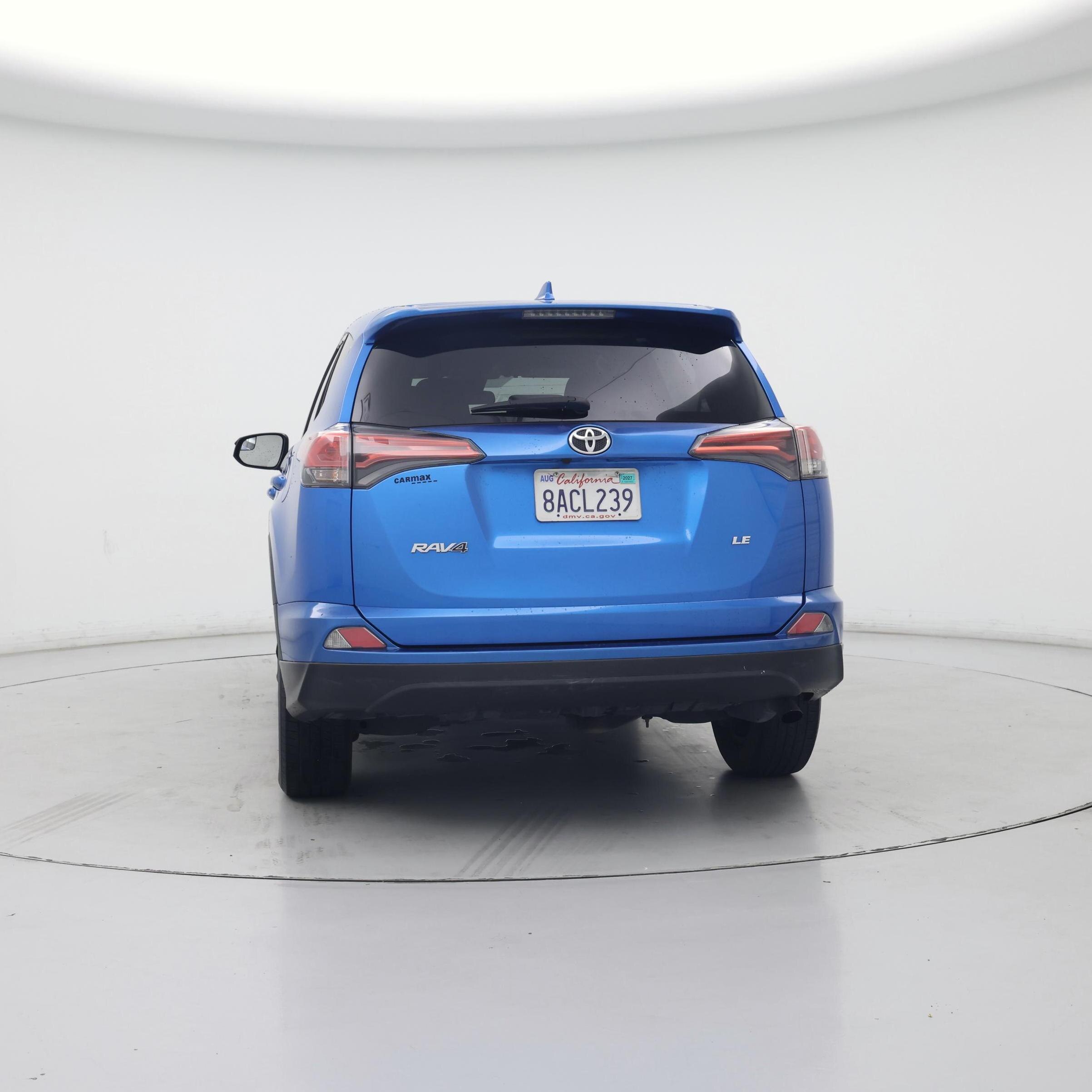 Thumbnail: 2017 Toyota RAV4 - 6