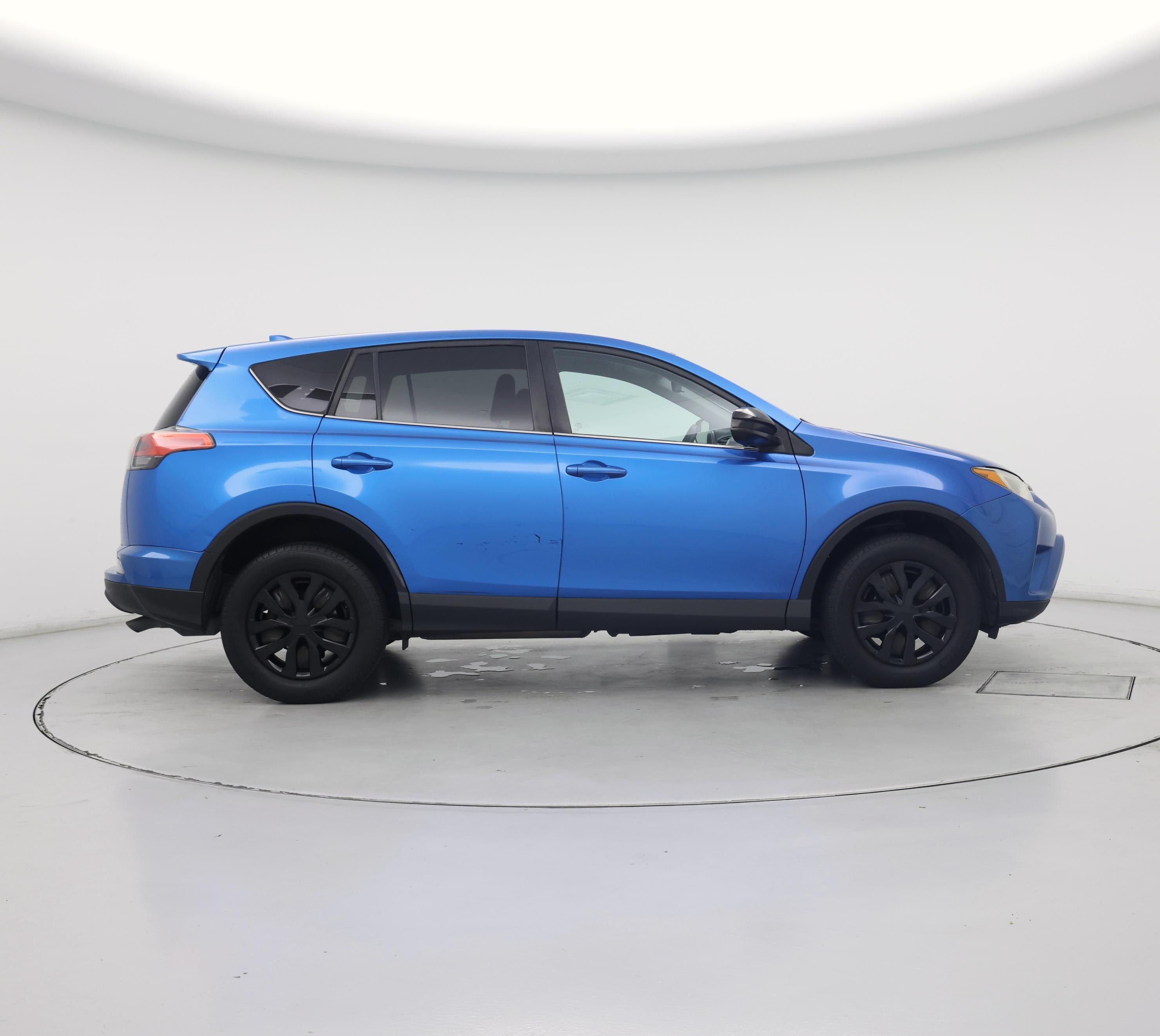 Thumbnail: 2017 Toyota RAV4 - 7