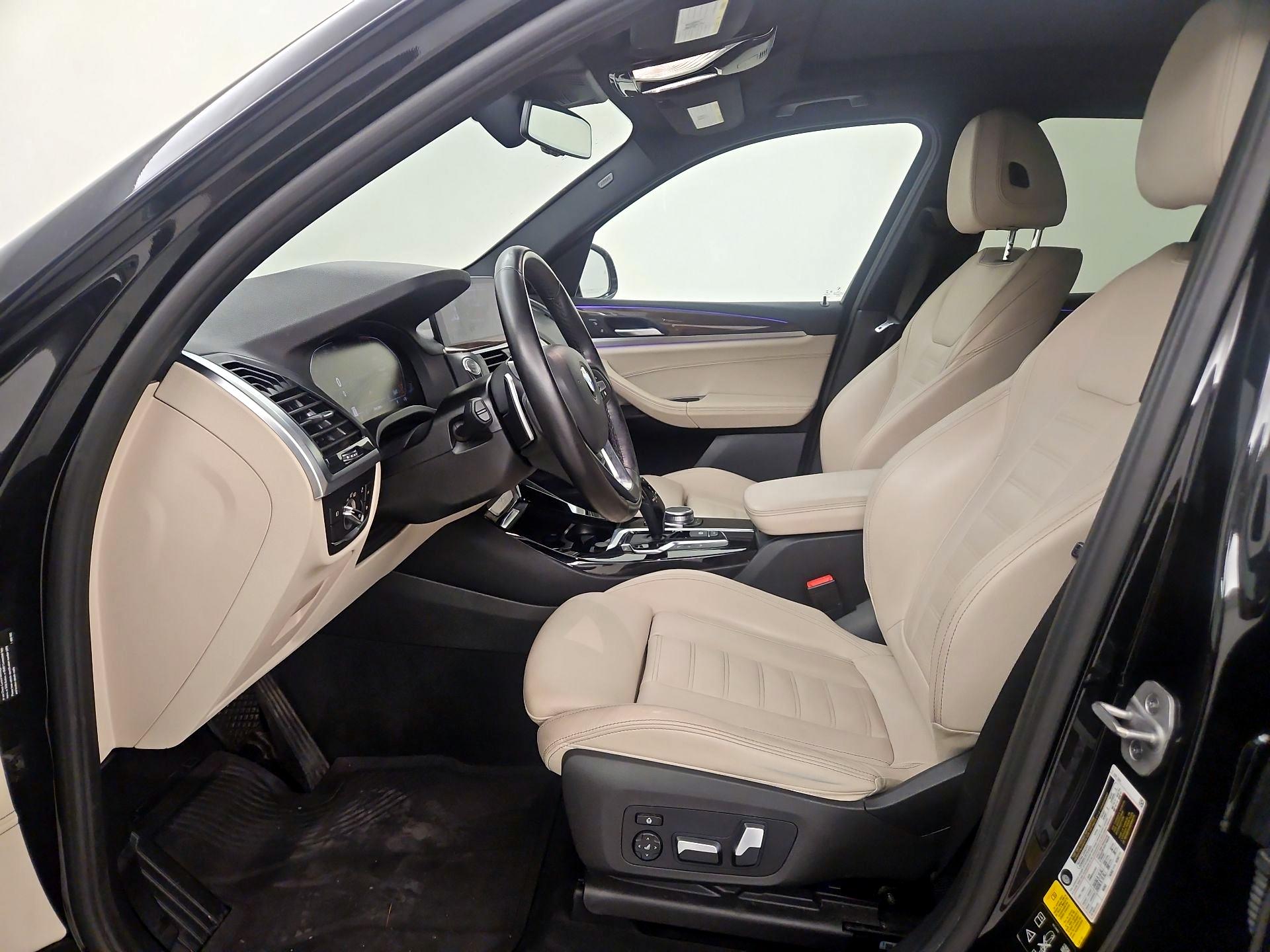 Thumbnail: 2021 BMW X3 - 11