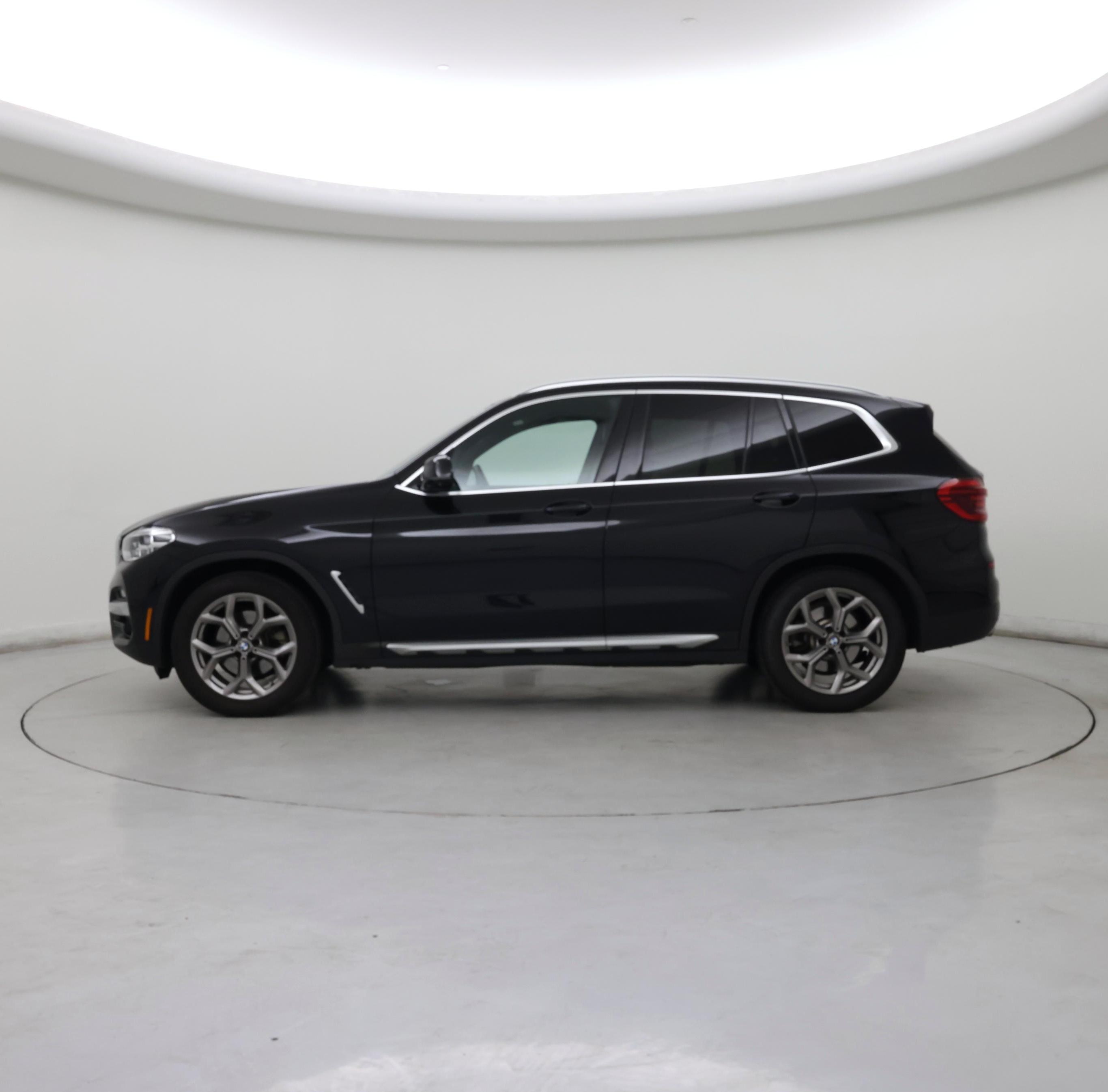 Thumbnail: 2021 BMW X3 - 3