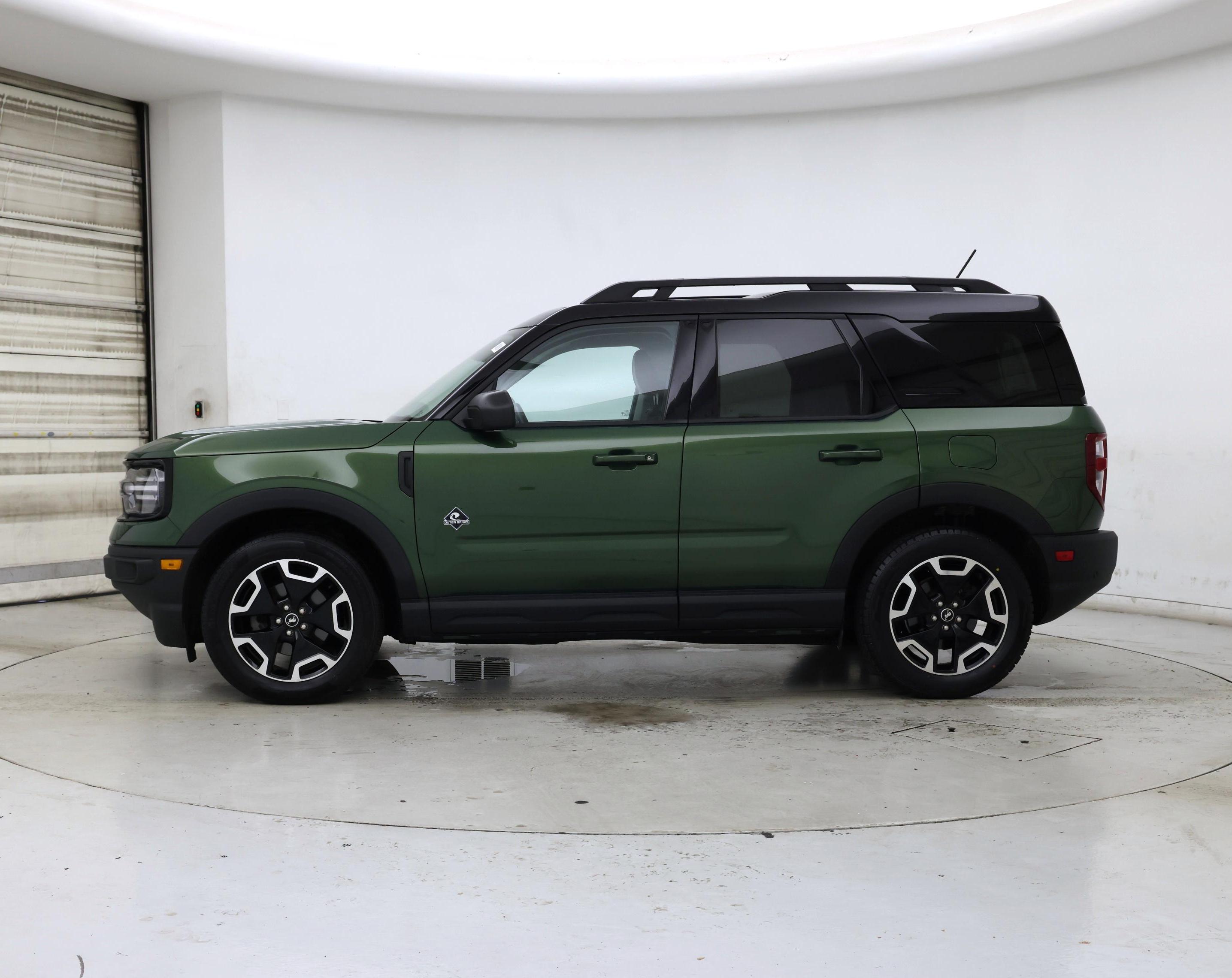 Thumbnail: 2023 Ford Bronco Sport - 3