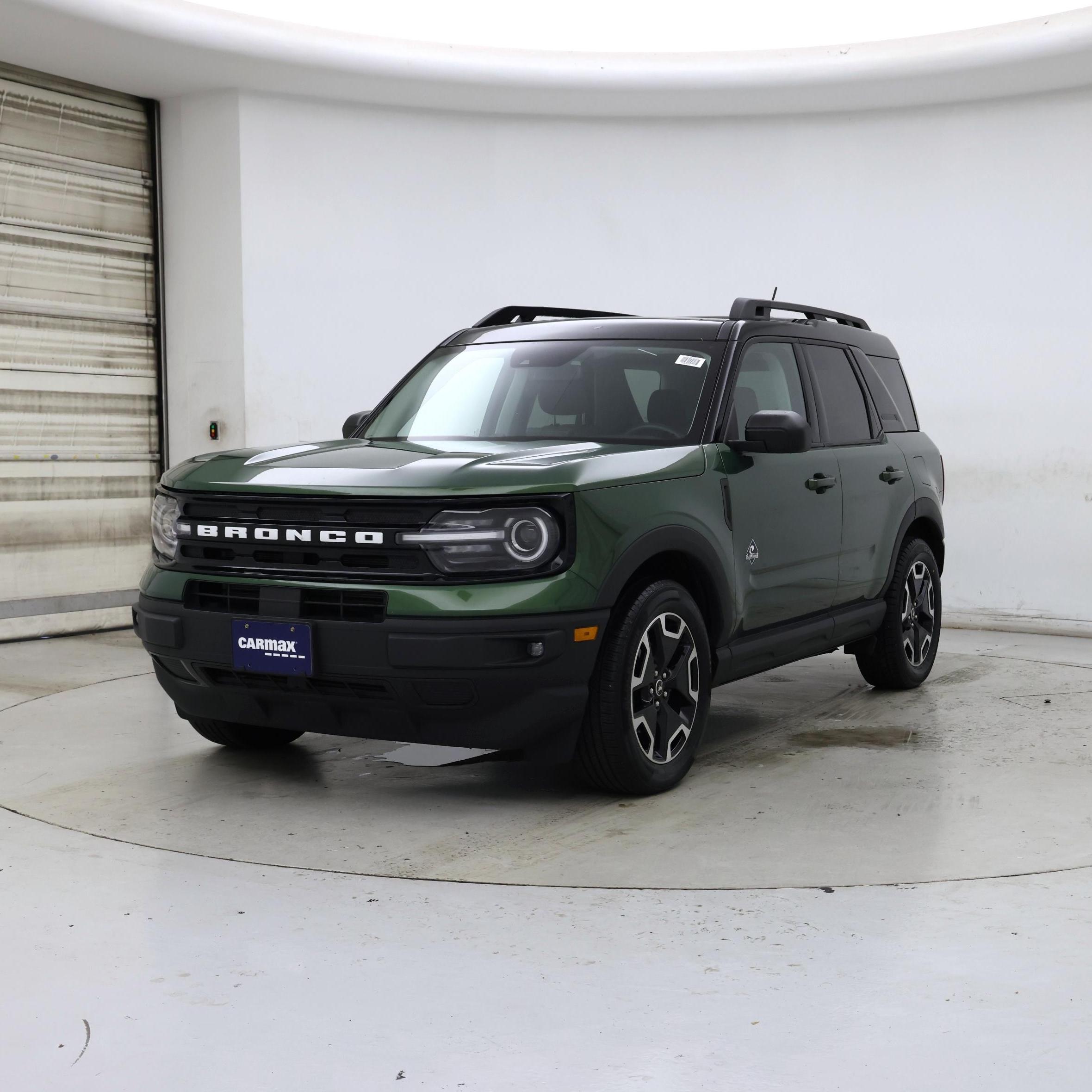 Thumbnail: 2023 Ford Bronco Sport - 4