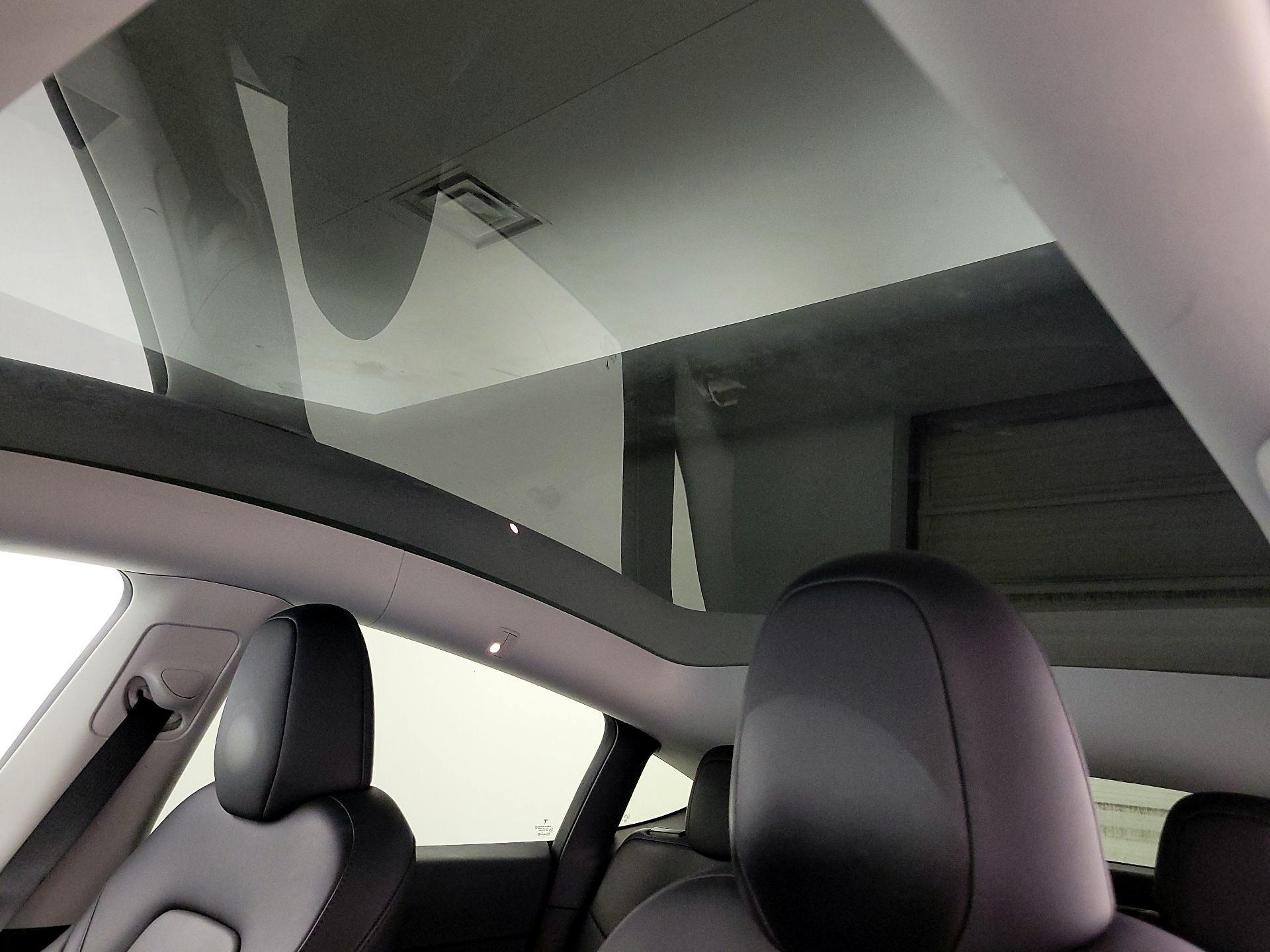 Thumbnail: 2025 Tesla Model Y - 18