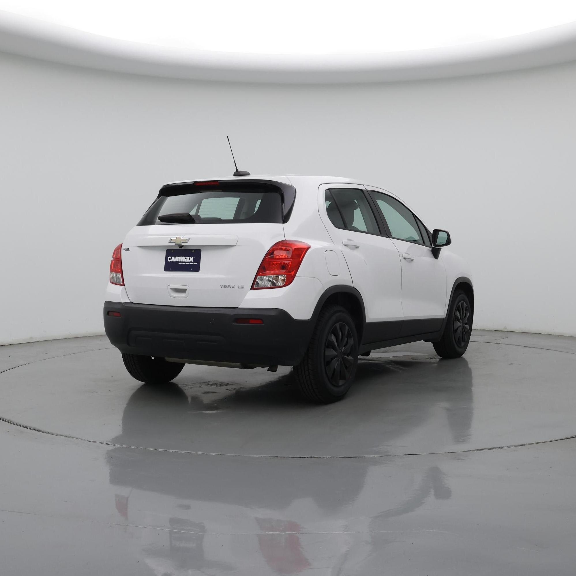 Thumbnail: 2015 Chevrolet Trax - 8