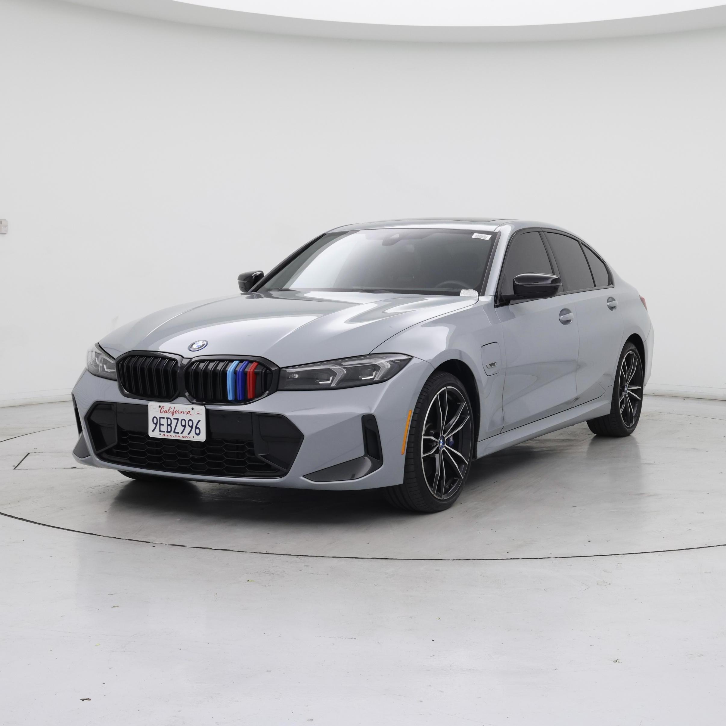 Thumbnail: 2023 BMW 3 Series - 4
