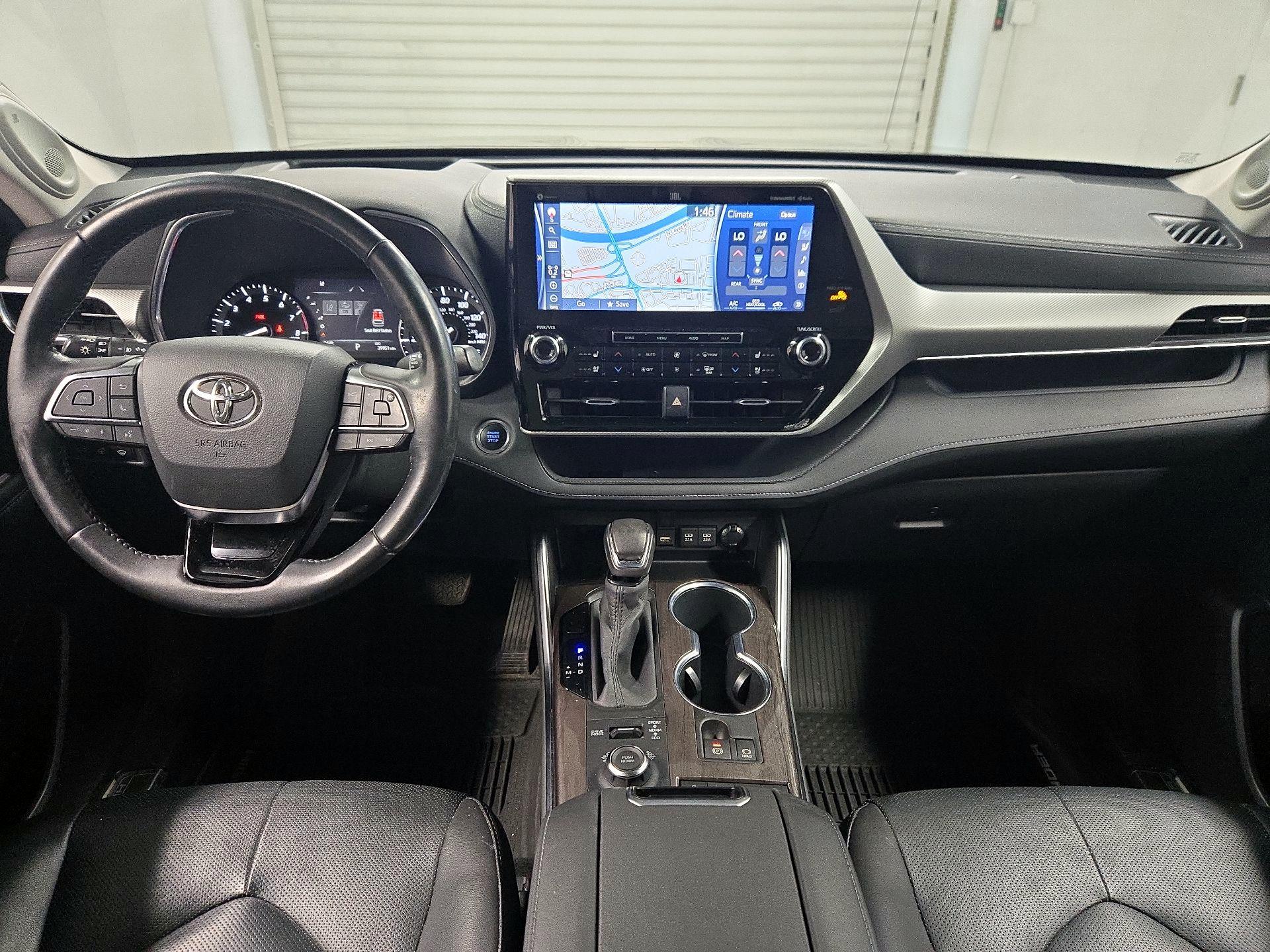 Thumbnail: 2020 Toyota Highlander - 9