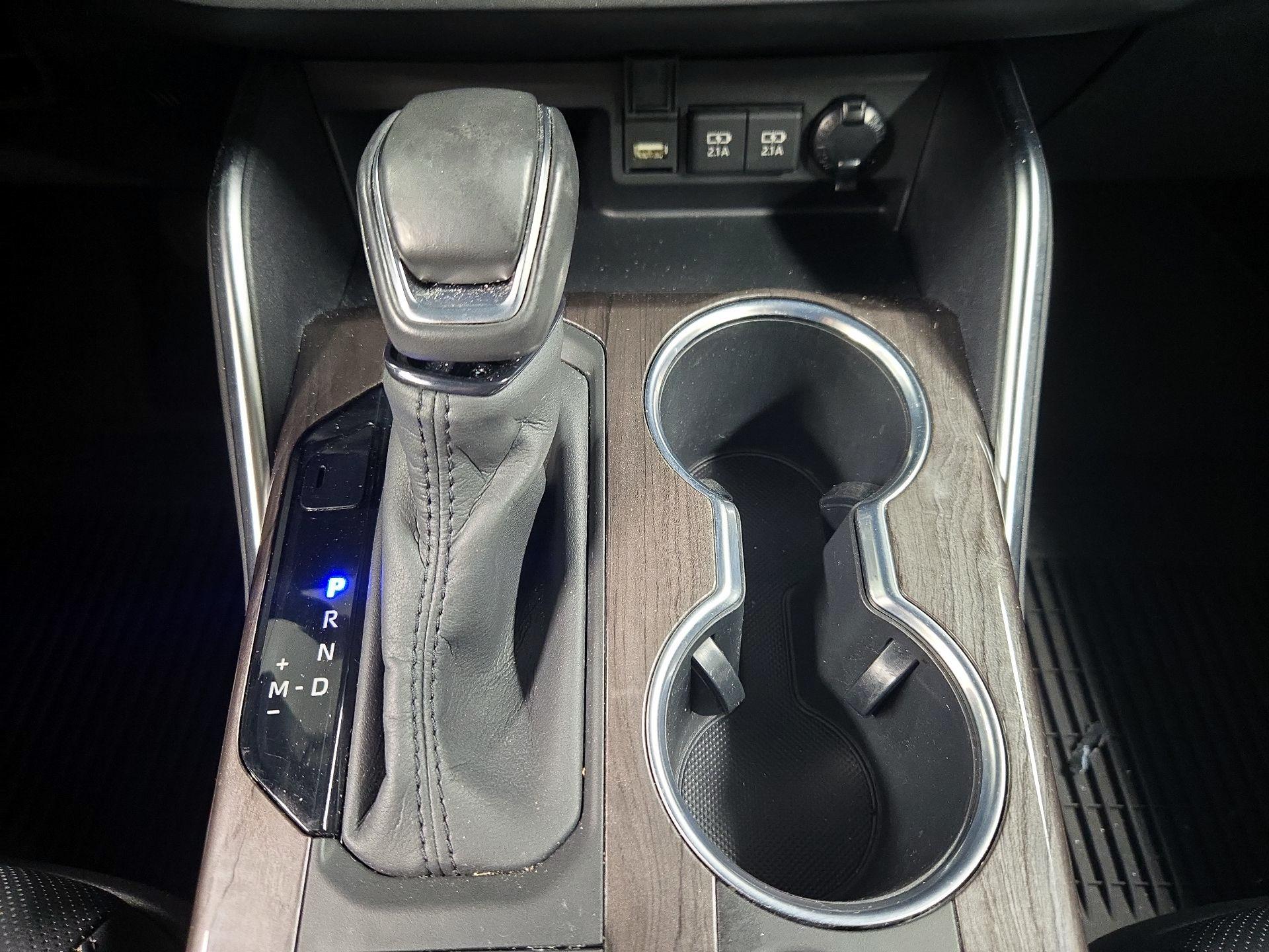 Thumbnail: 2020 Toyota Highlander - 18