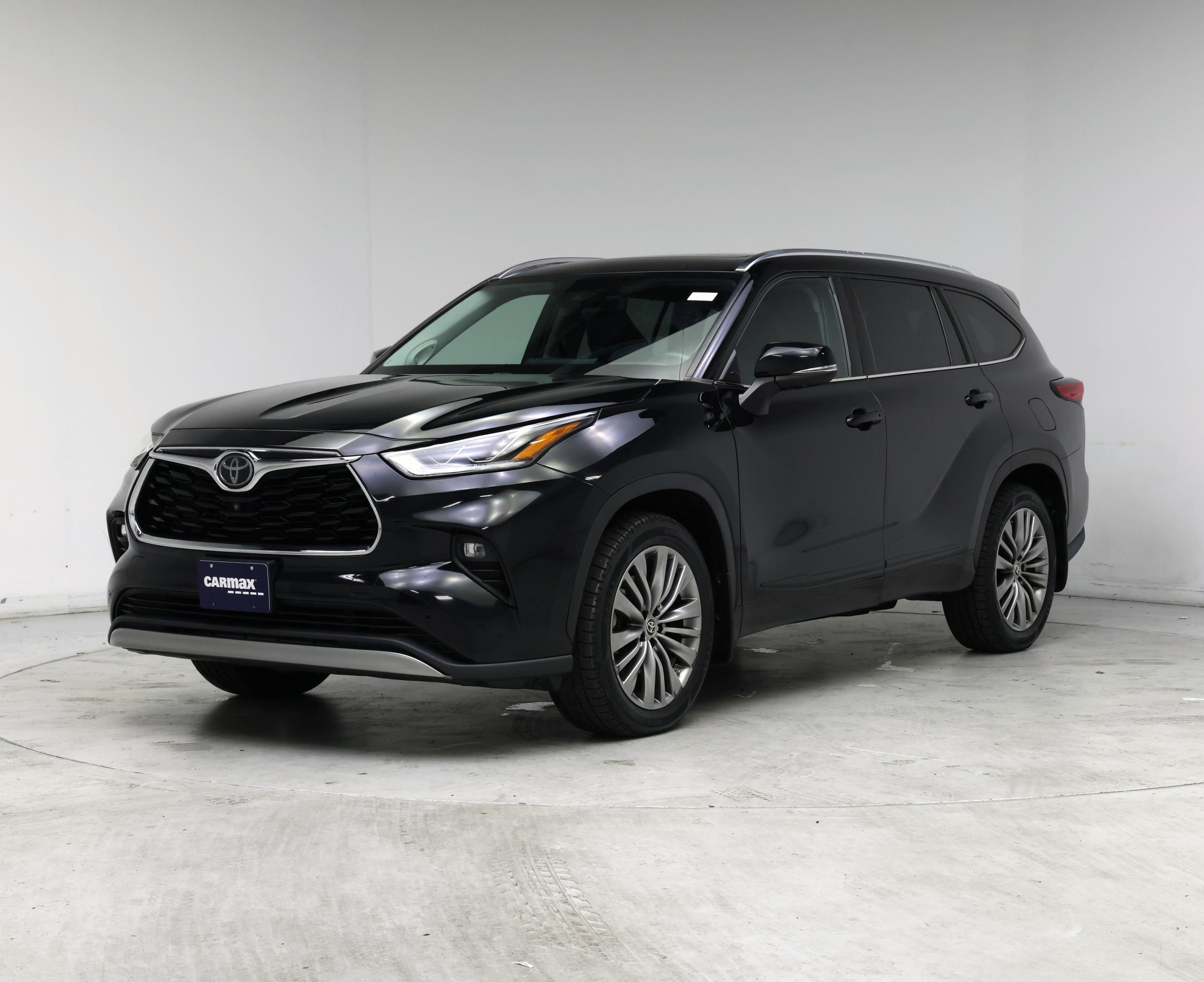 Thumbnail: 2020 Toyota Highlander - 4