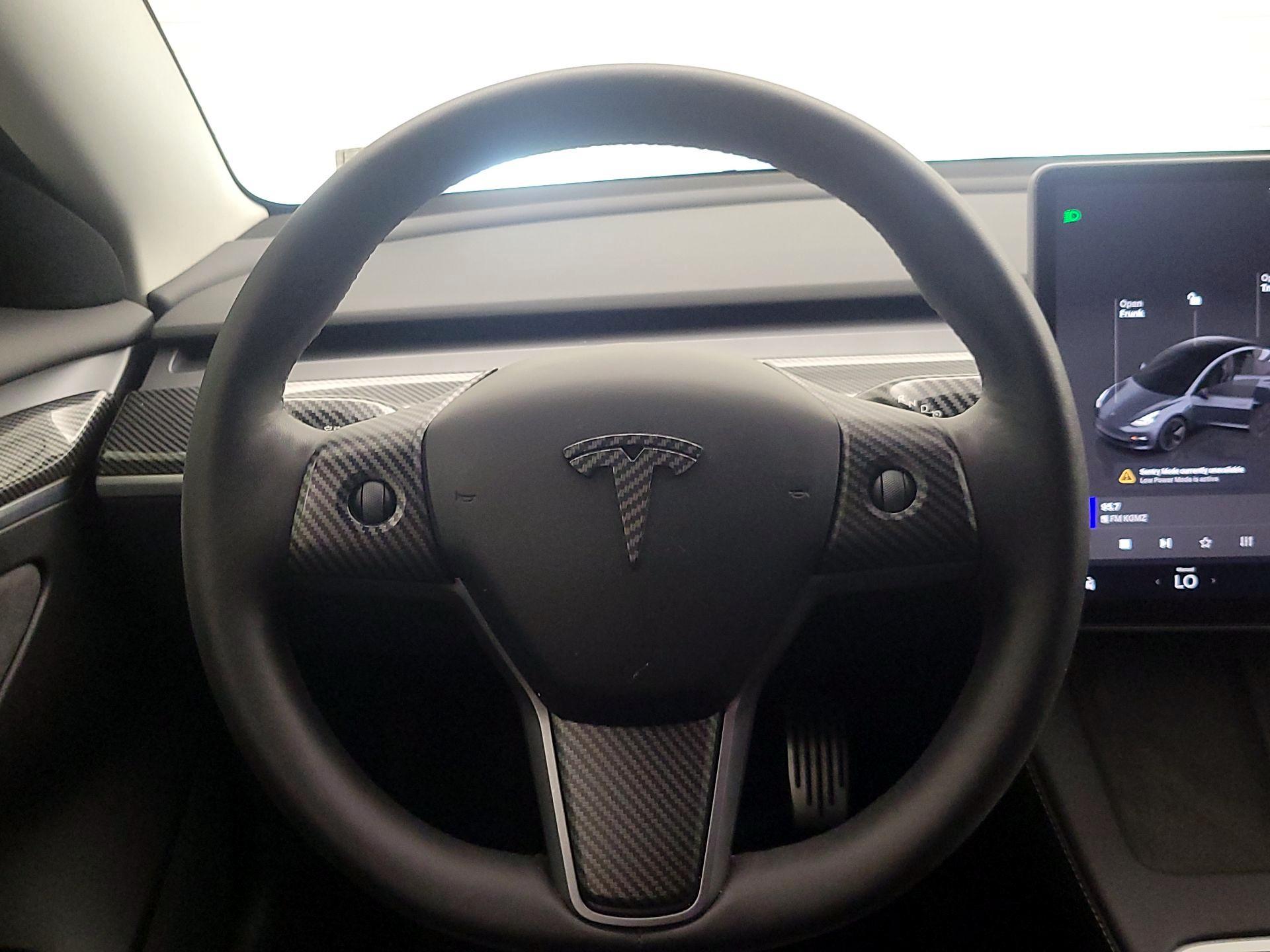Thumbnail: 2023 Tesla Model 3 - 10